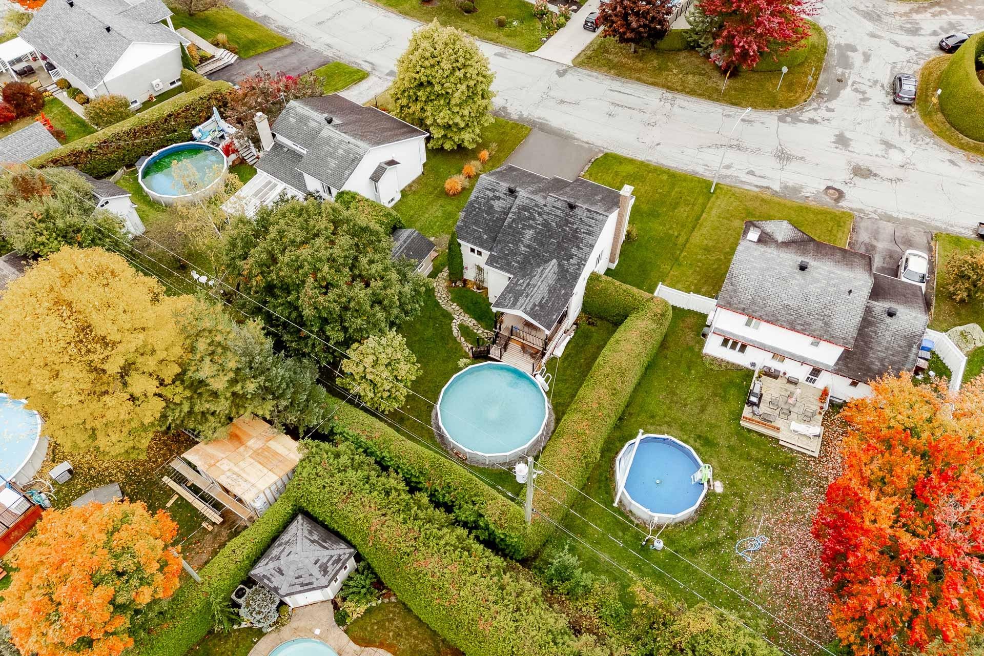 









1850


Rue de Châteaumont

,
Sherbrooke (Fleurimont),




QC
J1G5C4

