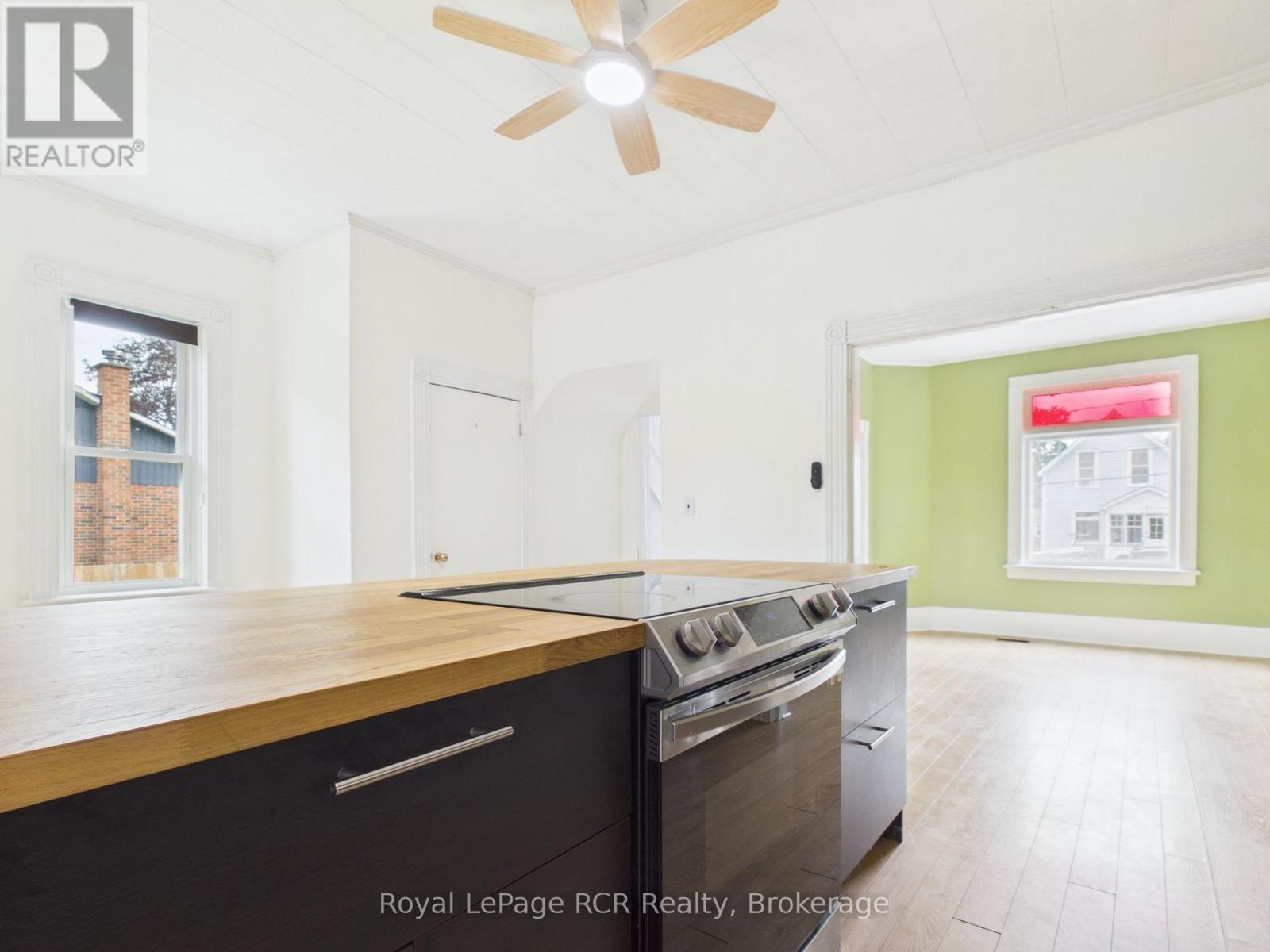 












494 16TH STREET W

,
Owen Sound,




Ontario
N4K4A4

