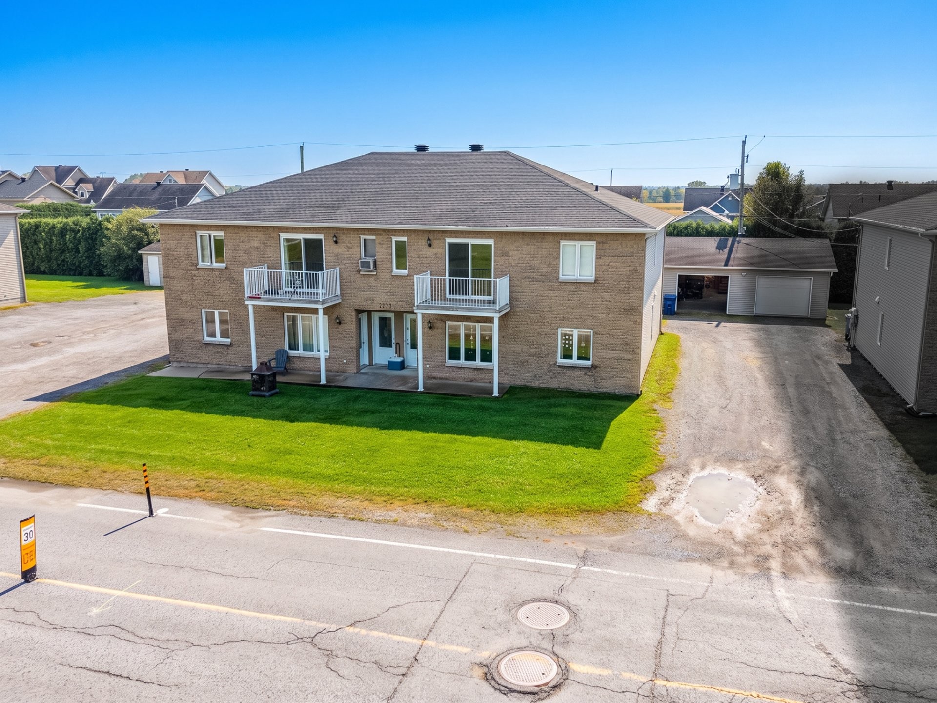 









1863


Rue Pruneau

,
Saint-Maurice,




QC
G0X2X0

