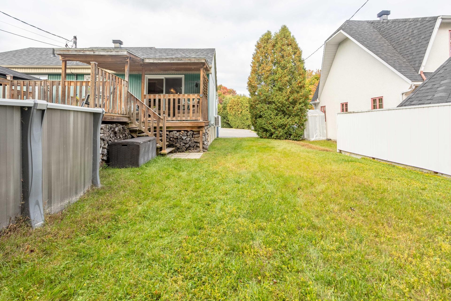 









1155


Rue Daigle

,
Trois-Rivières,




QC
G8V2L7

