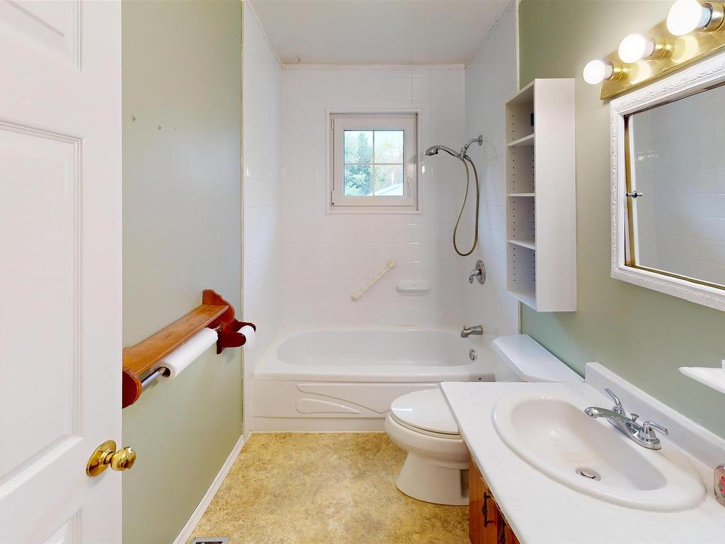 












2209 Lingan Road Road

,
Lingan,




NS
B1H 5J3

