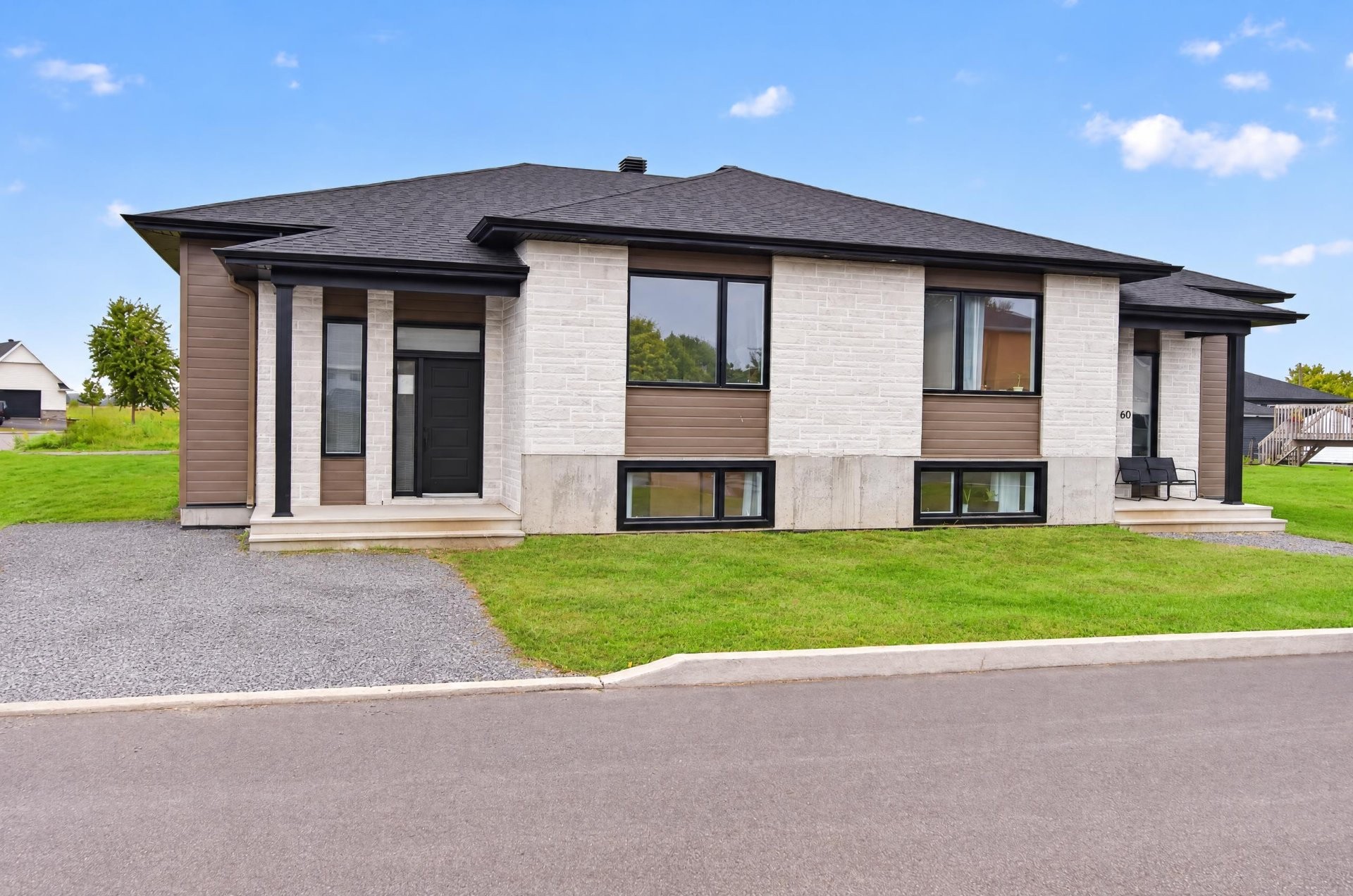 









70


Rue Massicotte

,
Champlain,




QC
G0X1C0

