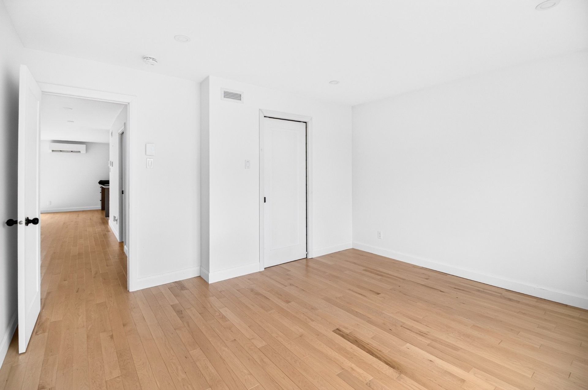 









70


Rue Massicotte

,
Champlain,




QC
G0X1C0

