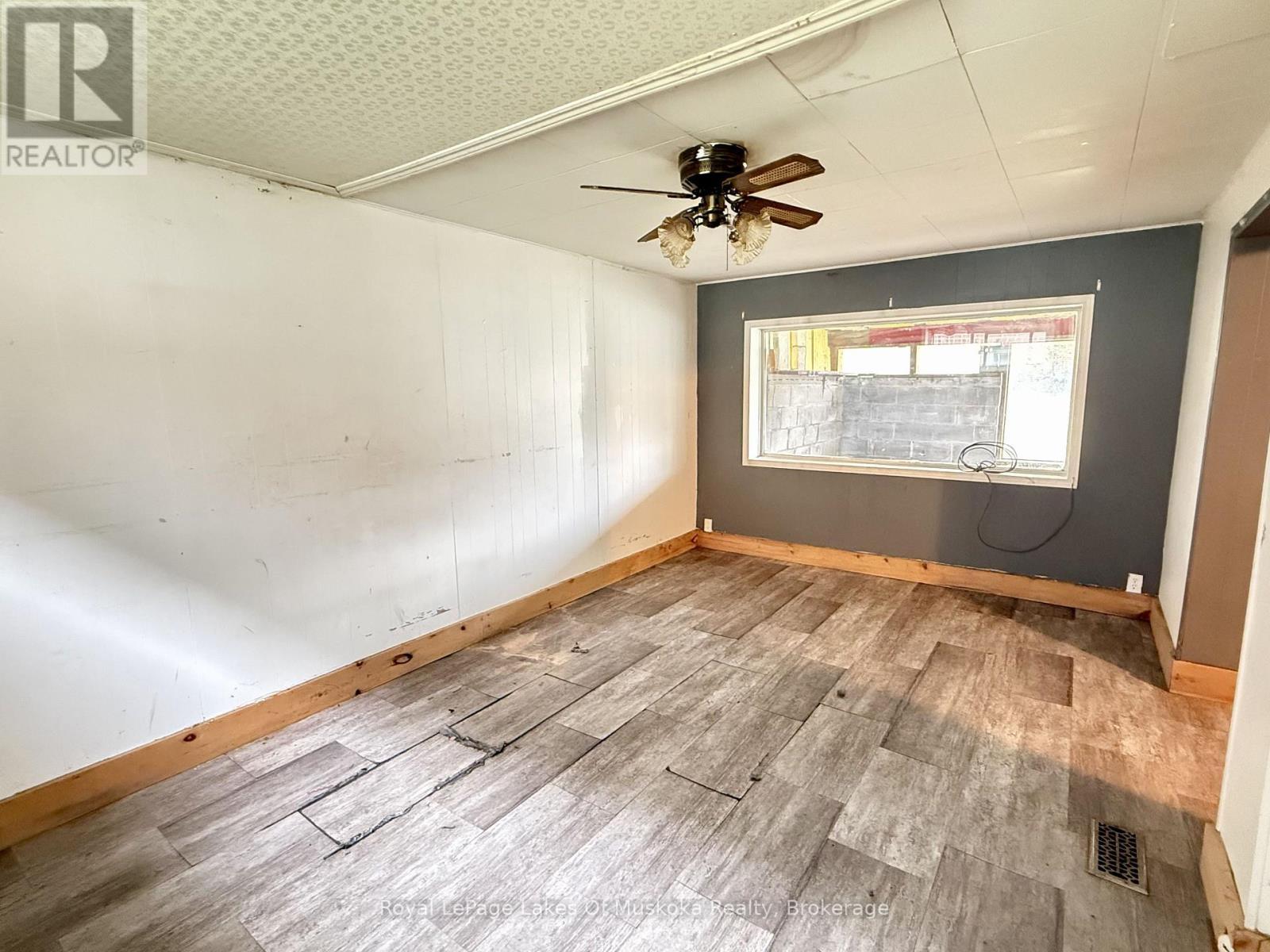 












104 ONTARIO STREET

,
Burk's Falls,




Ontario
P0A1C0

