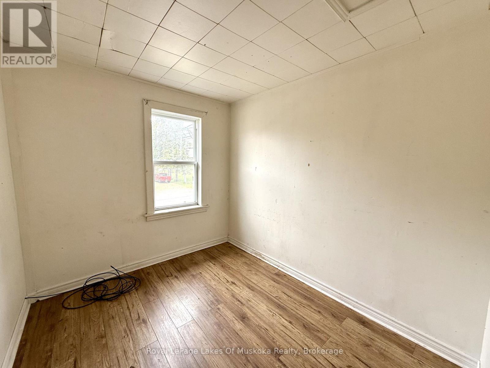 












104 ONTARIO STREET

,
Burk's Falls,




Ontario
P0A1C0

