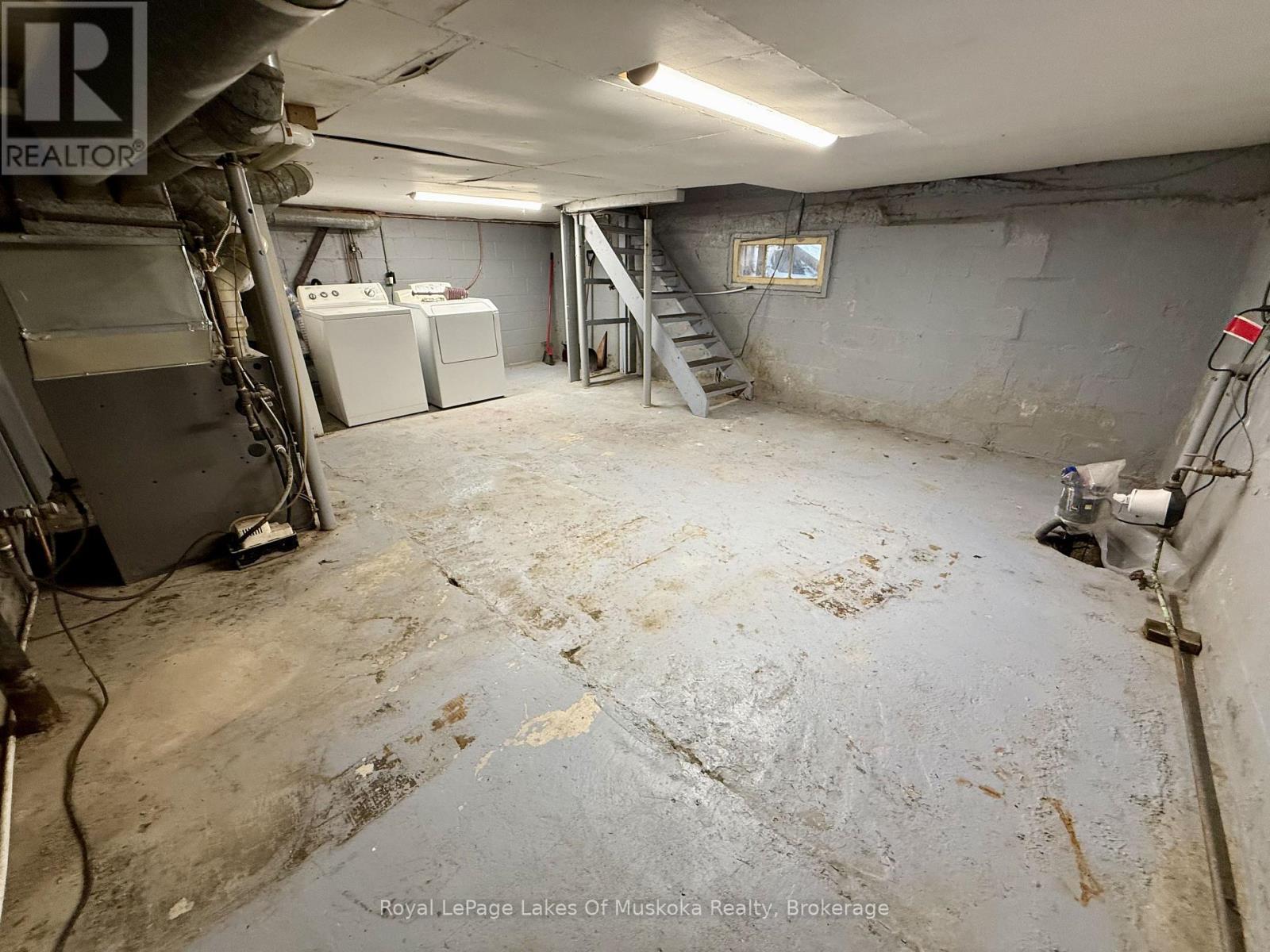 












104 ONTARIO STREET

,
Burk's Falls,




Ontario
P0A1C0

