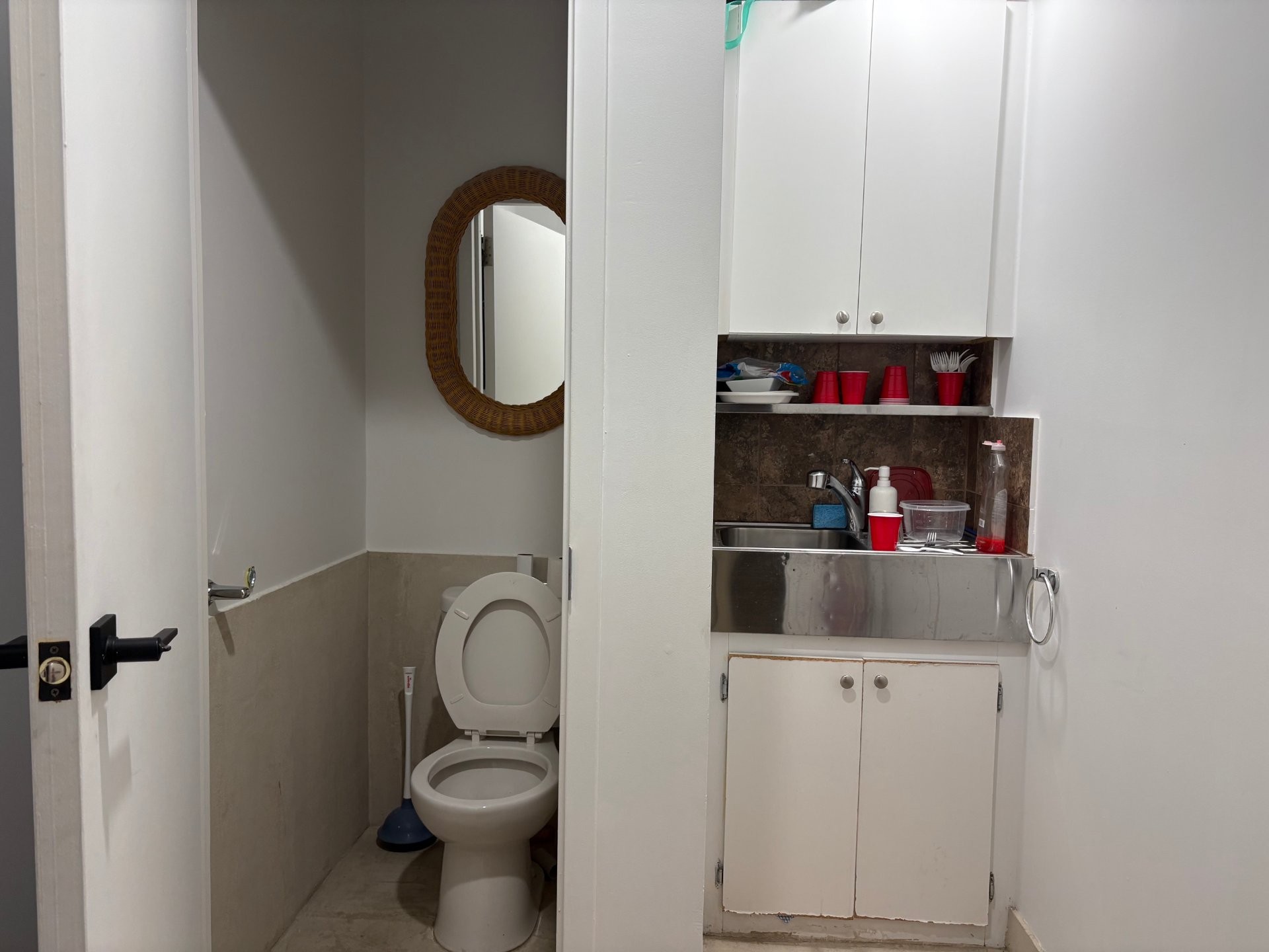 









355


Boul. du Séminaire N.

, 2,
Saint-Jean-sur-Richelieu,




QC
J3B8C5

