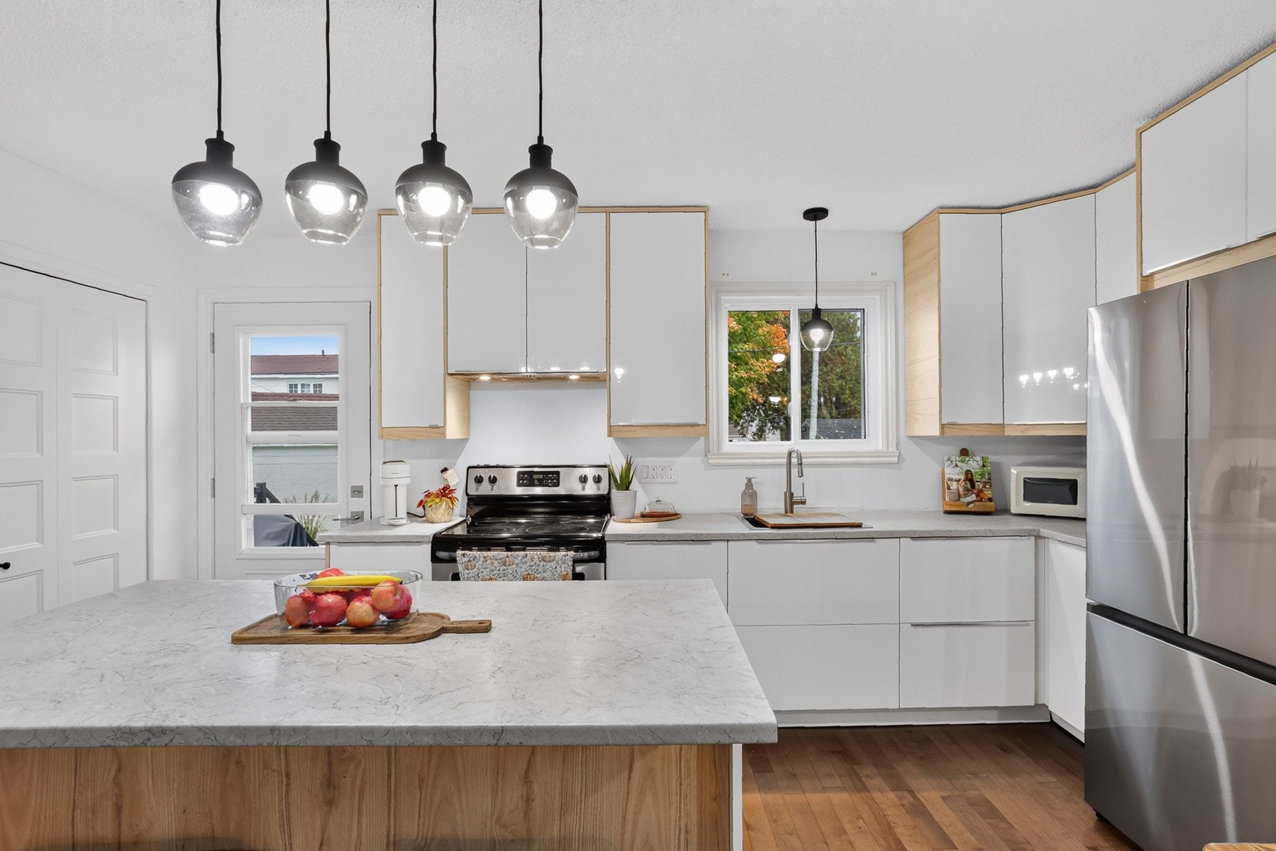 









3422


Av. Ste-Marthe

,
Shawinigan,




QC
G9N4Z3

