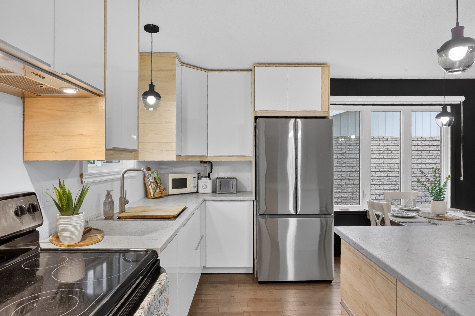 









3422


Av. Ste-Marthe

,
Shawinigan,




QC
G9N4Z3

