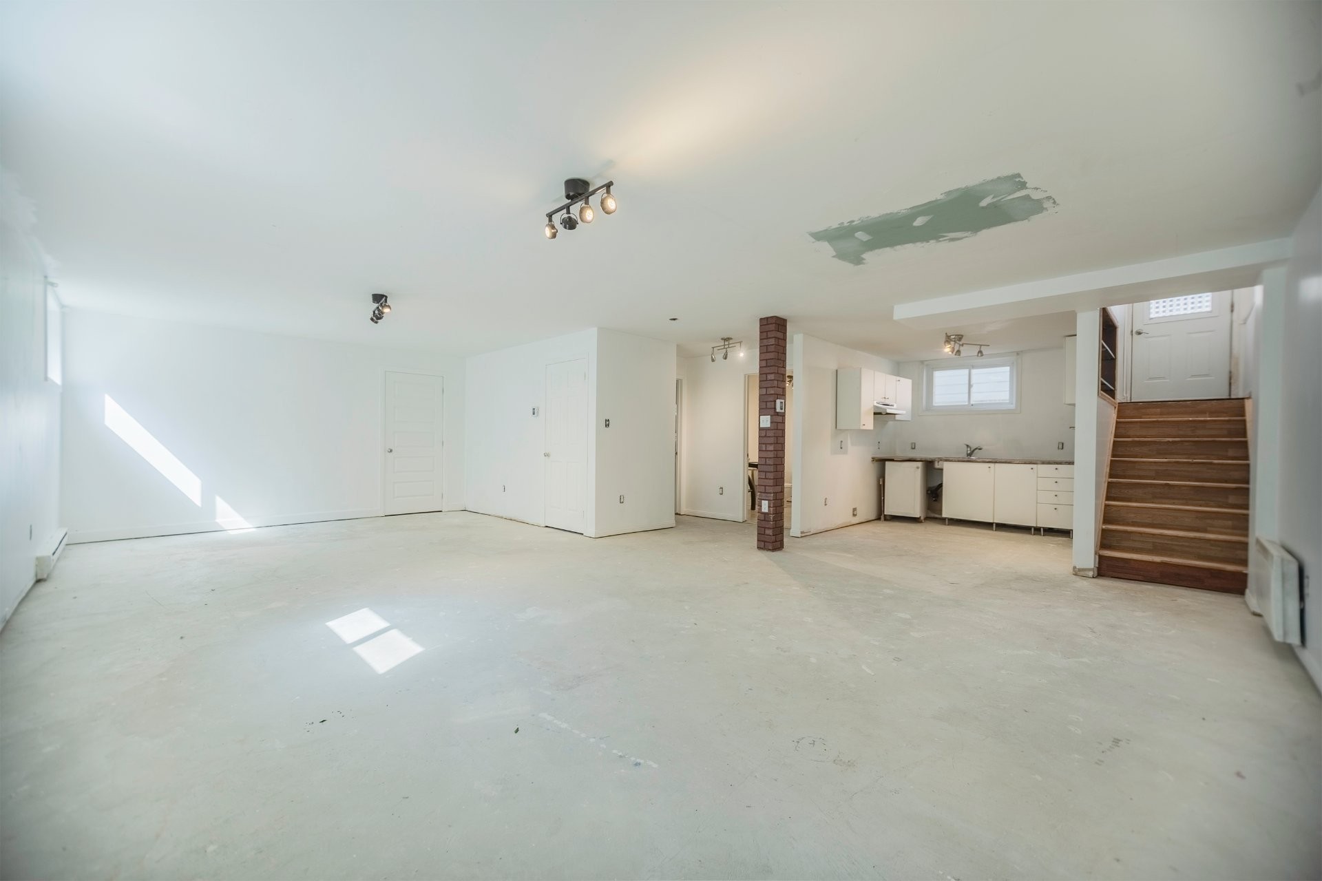 









2012

 - 2014


Rue St-Pierre

,
Longueuil (Le Vieux-Longueuil),




QC
J4P3K6

