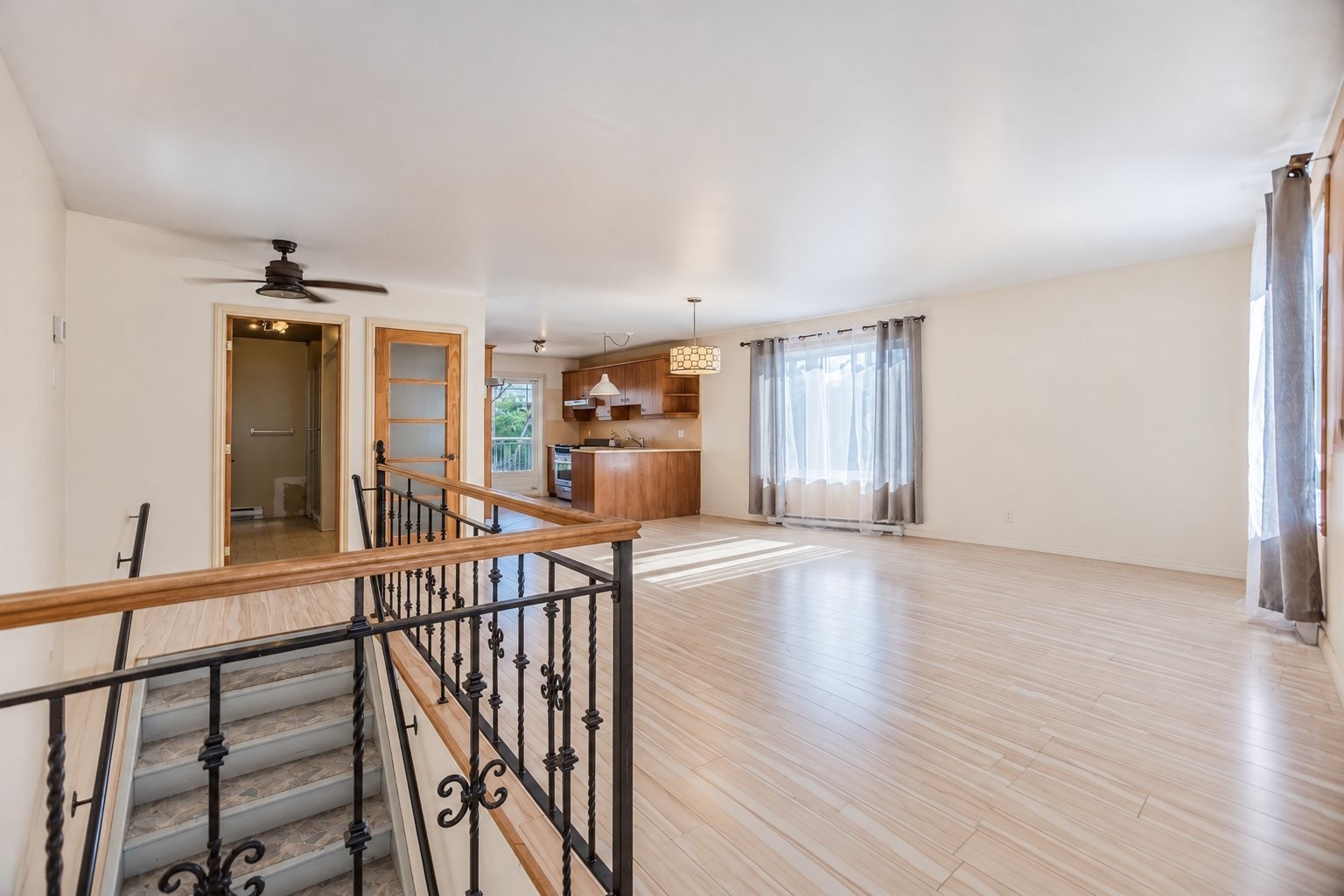









2012

 - 2014


Rue St-Pierre

,
Longueuil (Le Vieux-Longueuil),




QC
J4P3K6

