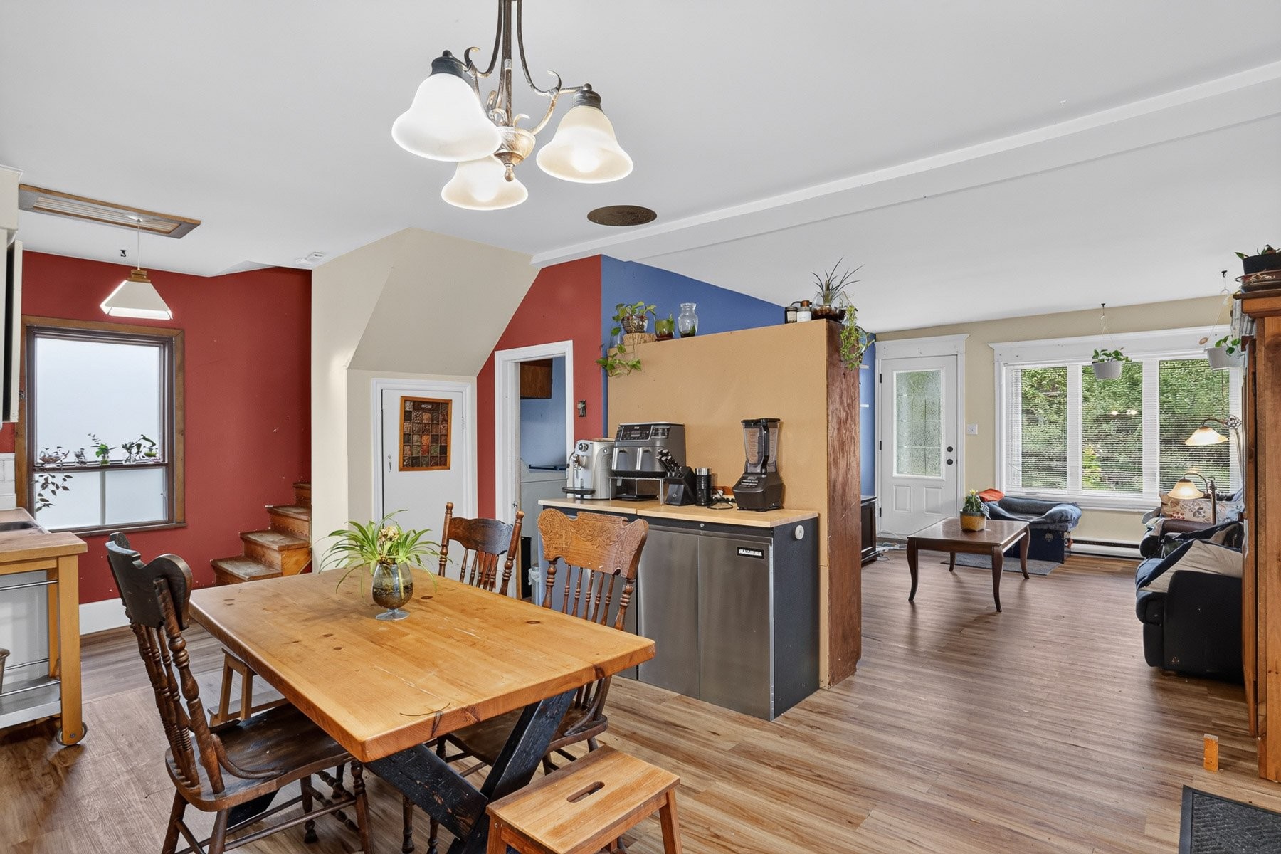 









5121

 - 5125


Ch. des Pionniers

,
Shawinigan,




QC
G9T3N5

