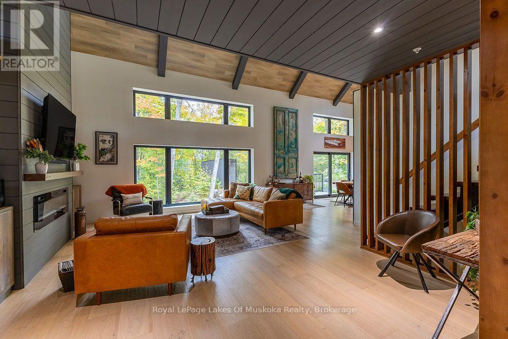












LOT 18 - 113 GRYFFIN BLUFFS LANE

,
Huntsville (Brunel),




Ontario
P0B1M0

