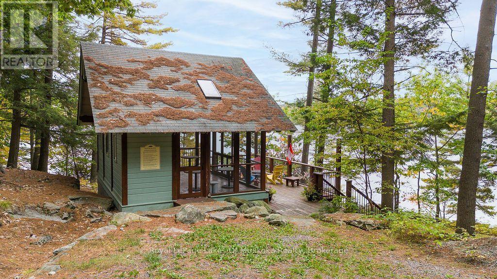 












LOT 18 - 113 GRYFFIN BLUFFS LANE

,
Huntsville (Brunel),




Ontario
P0B1M0

