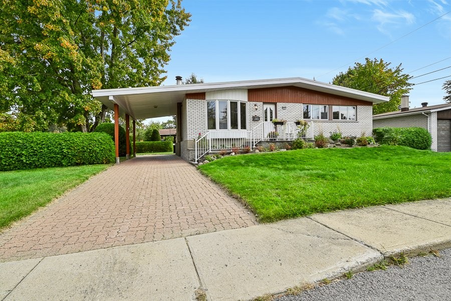 









843


Rue Charles-Guimond

,
Boucherville,




QC
J4B3Z4

