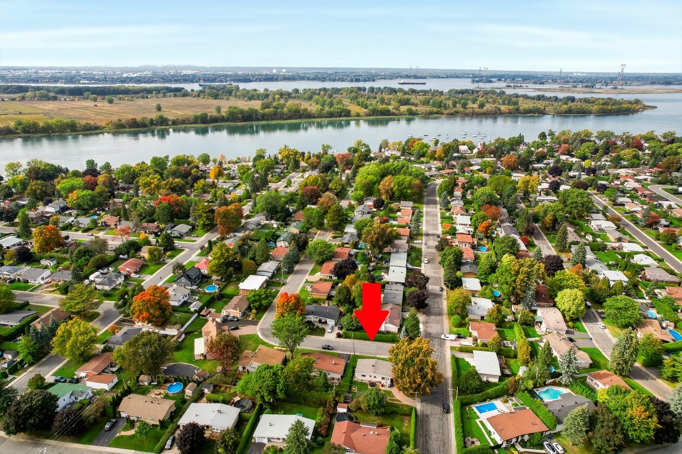 









843


Rue Charles-Guimond

,
Boucherville,




QC
J4B3Z4

