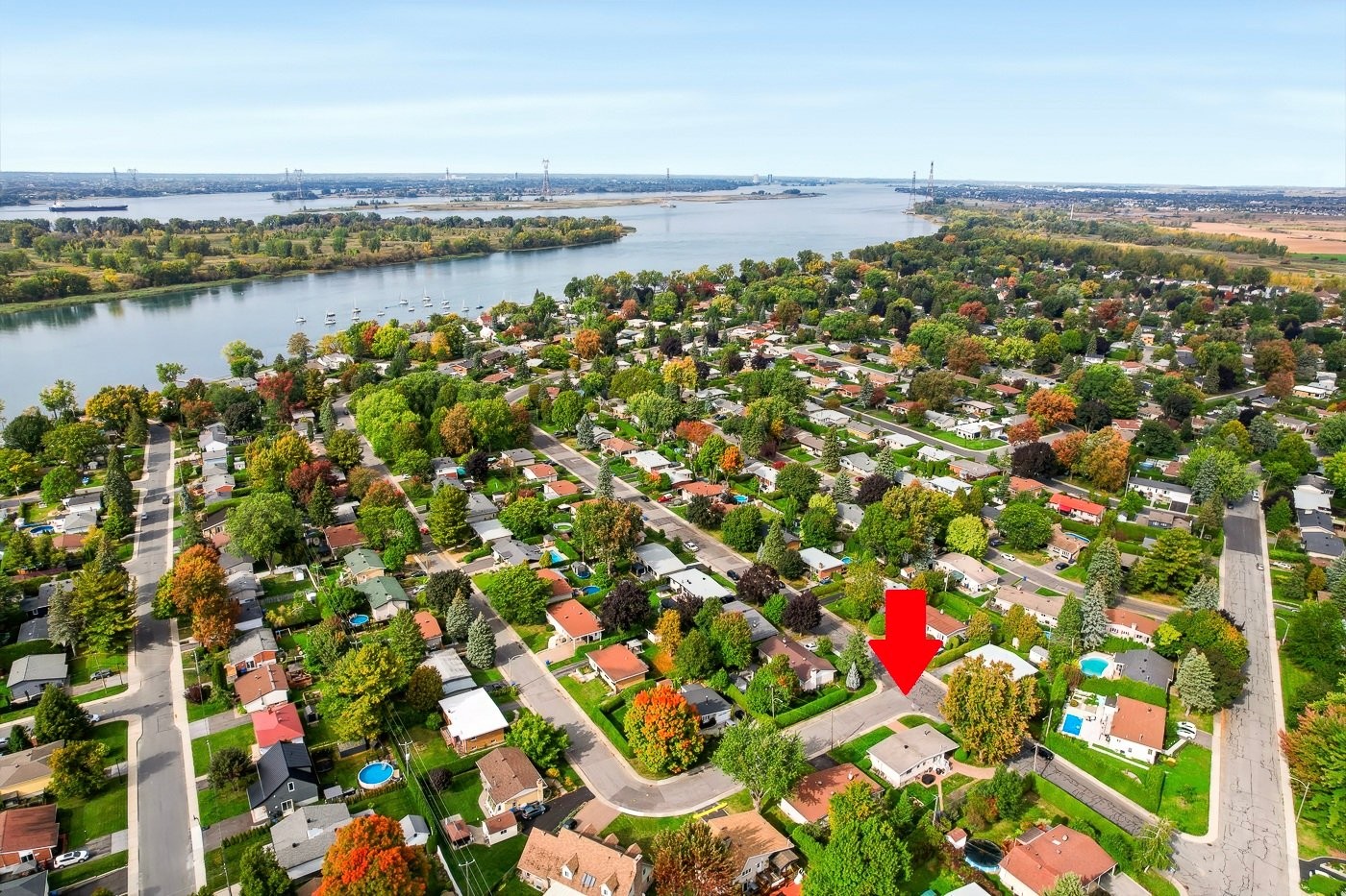 









843


Rue Charles-Guimond

,
Boucherville,




QC
J4B3Z4

