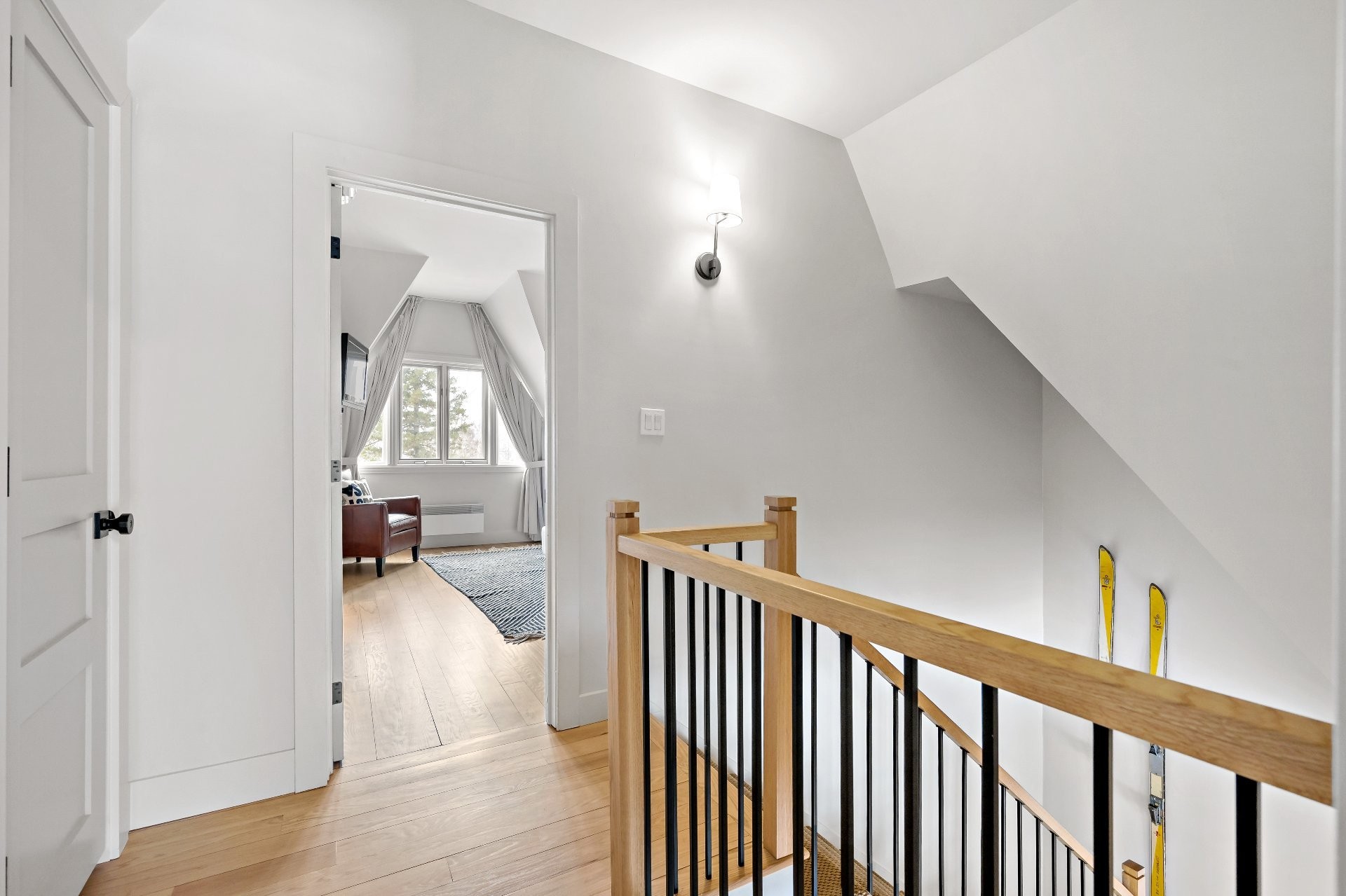 









218


Ch. de la Forêt

, 4,
Mont-Tremblant,




QC
J8E3K8

