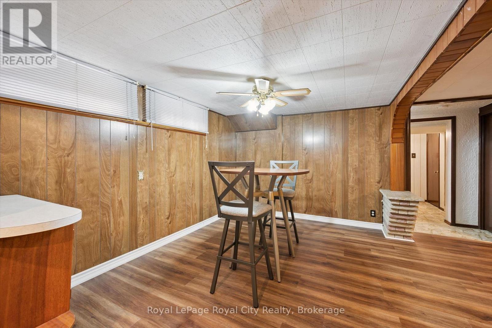 












27 PALERMO CRESCENT

,
Guelph (Grange Road),




Ontario
N1E2J8

