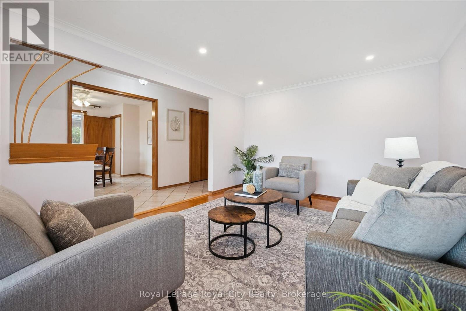 












27 PALERMO CRESCENT

,
Guelph (Grange Road),




Ontario
N1E2J8

