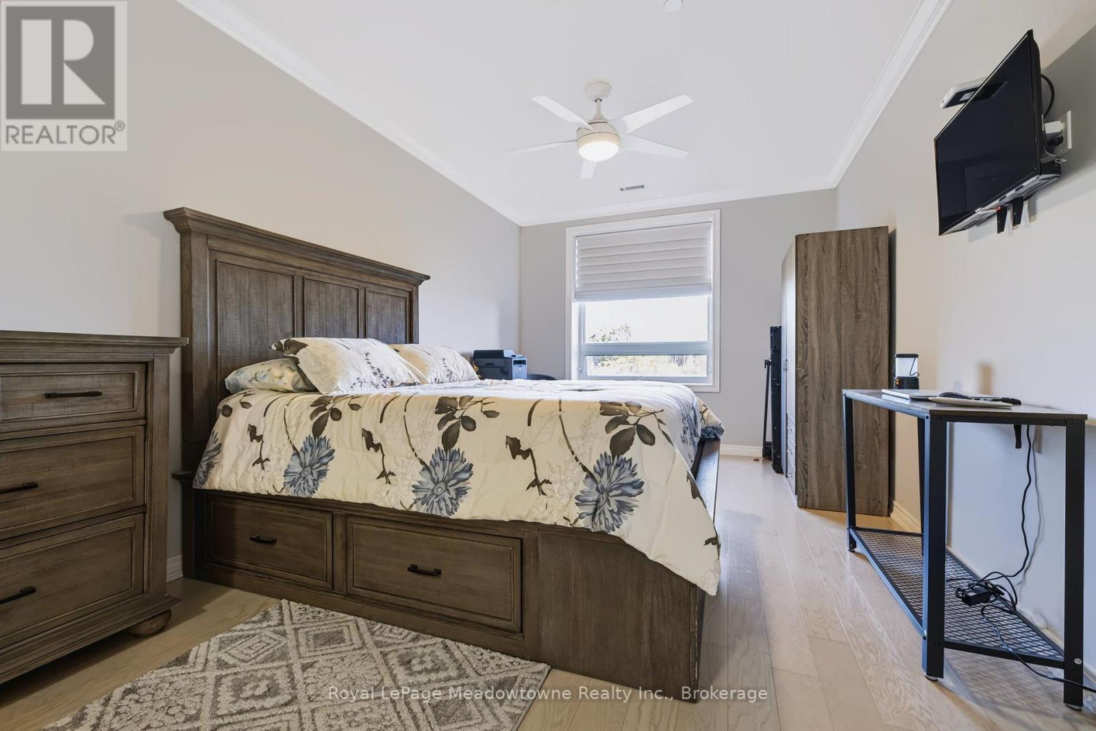 












301 - 33 WHITMER STREET

,
Milton (SC Scott),




Ontario
L9T8P9

