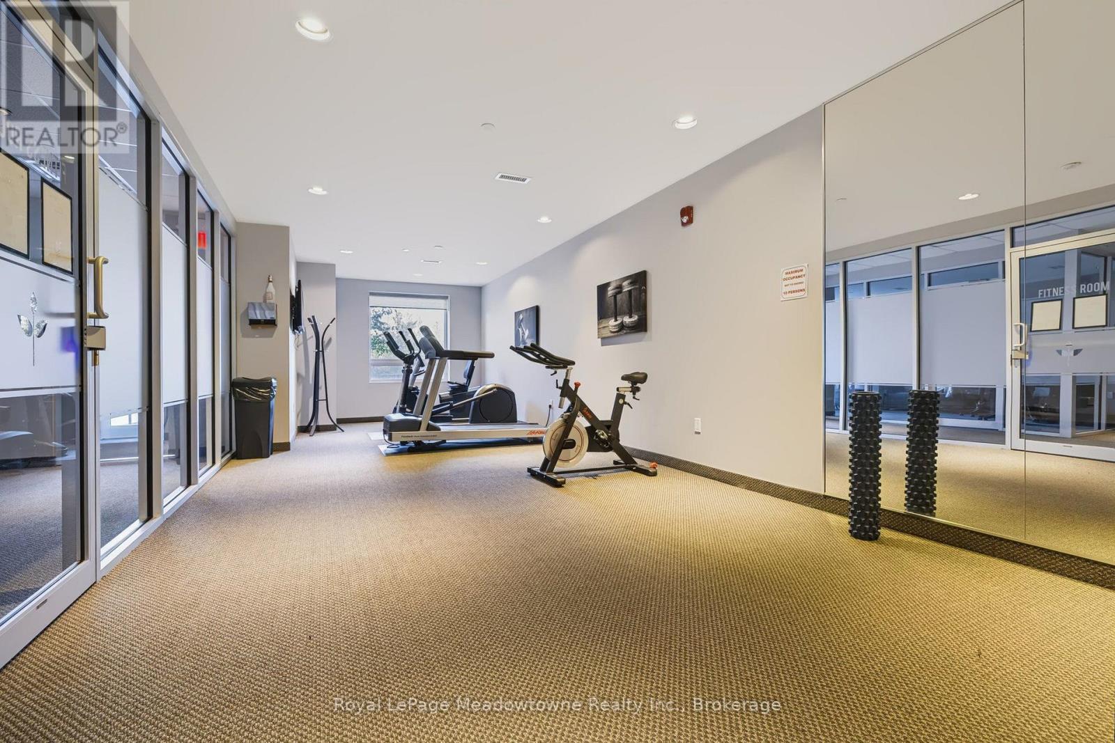 












301 - 33 WHITMER STREET

,
Milton (SC Scott),




Ontario
L9T8P9

