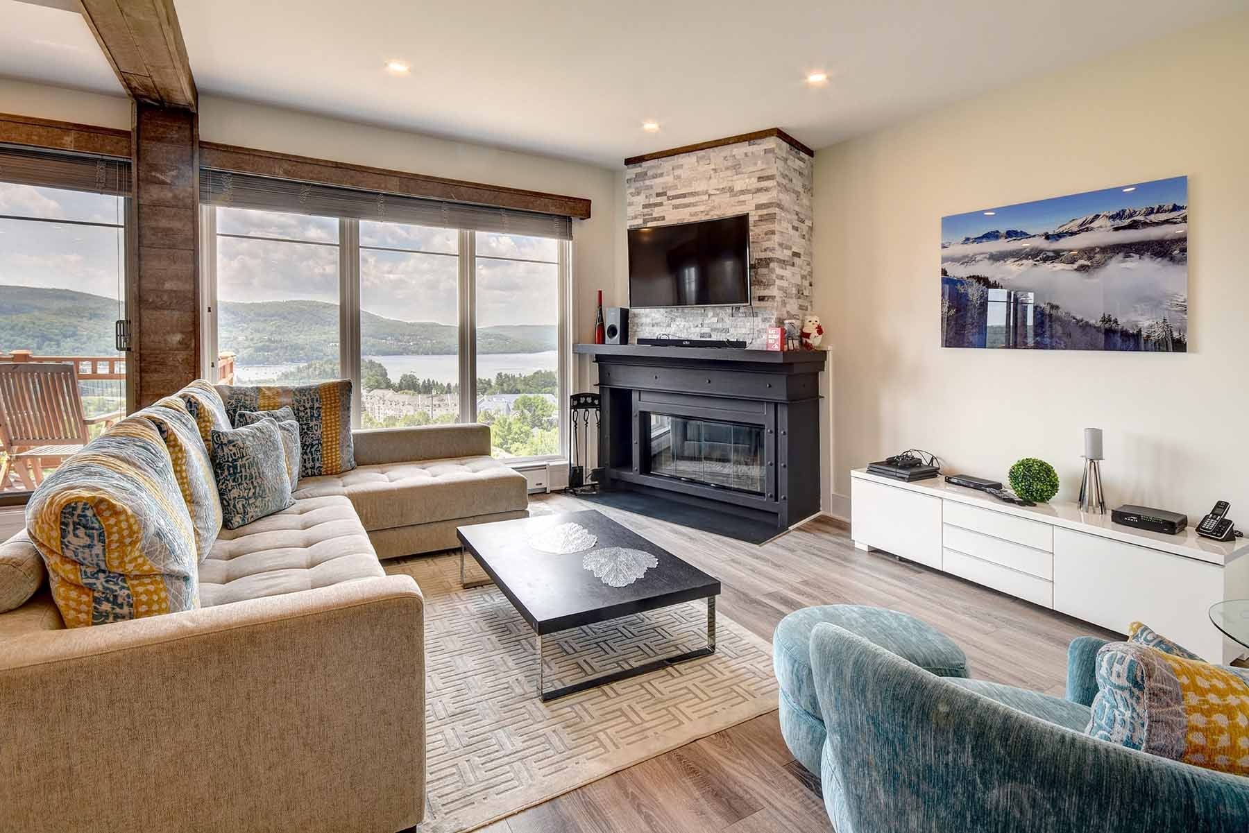 









170


Ch. au Pied-de-la-Montagne

, 7,
Mont-Tremblant,




QC
J8E3M2


