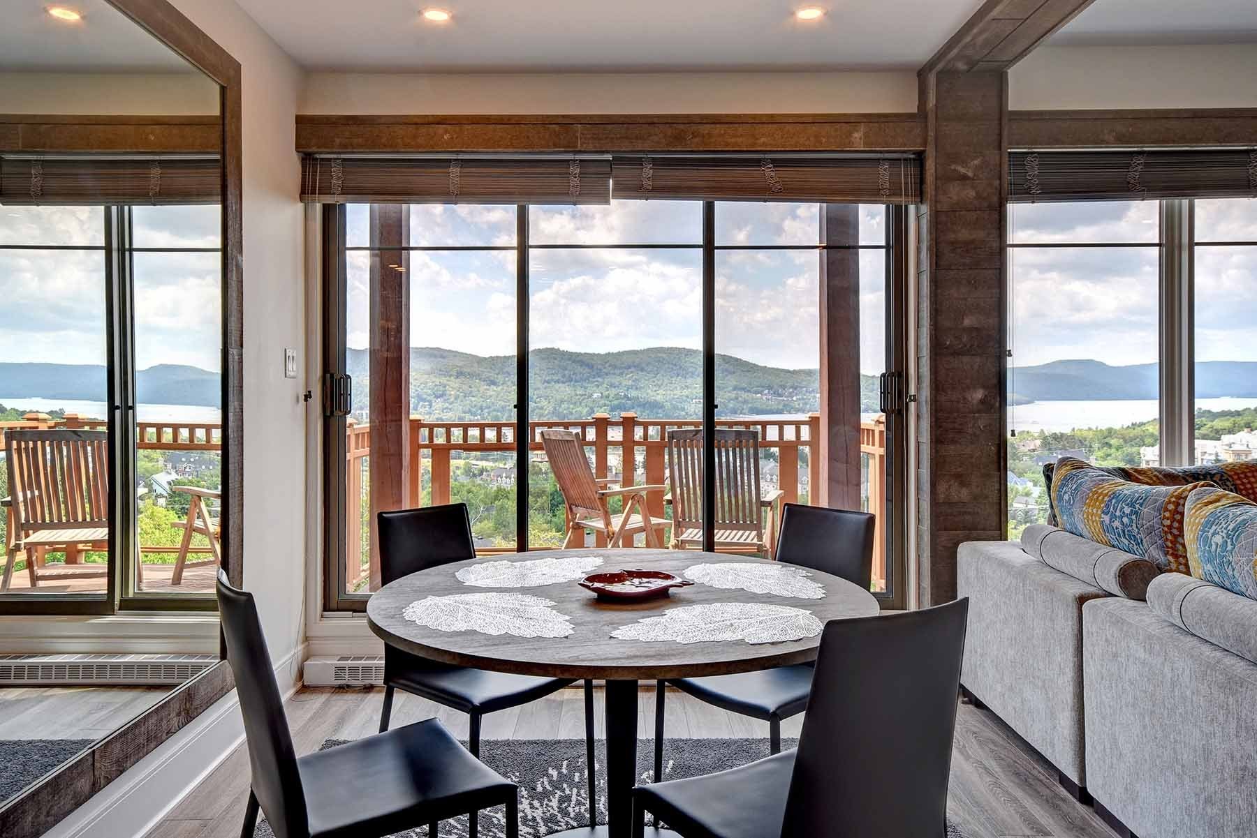 









170


Ch. au Pied-de-la-Montagne

, 7,
Mont-Tremblant,




QC
J8E3M2

