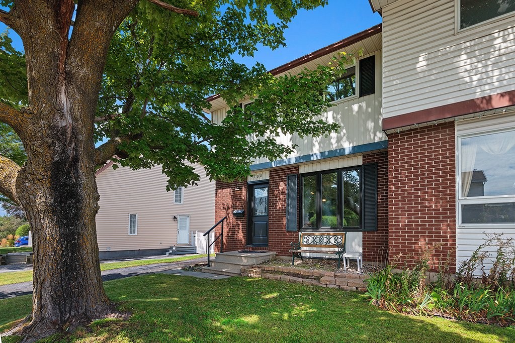 









180


Rue Prentiss

,
Gatineau (Aylmer),




QC
J9H5V9

