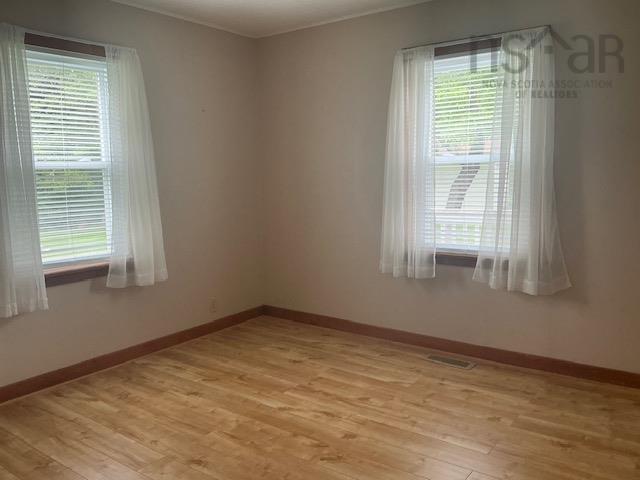












21 Elm Street

,
Brooklyn,




NS
B0J 1H0

