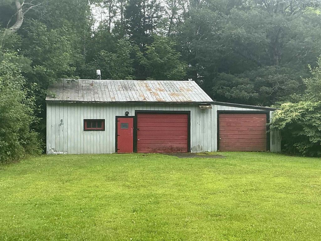












21 Elm Street

,
Brooklyn,




NS
B0J 1H0

