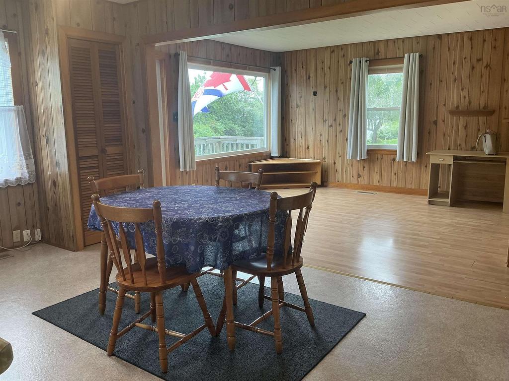 












21 Elm Street

,
Brooklyn,




NS
B0J 1H0

