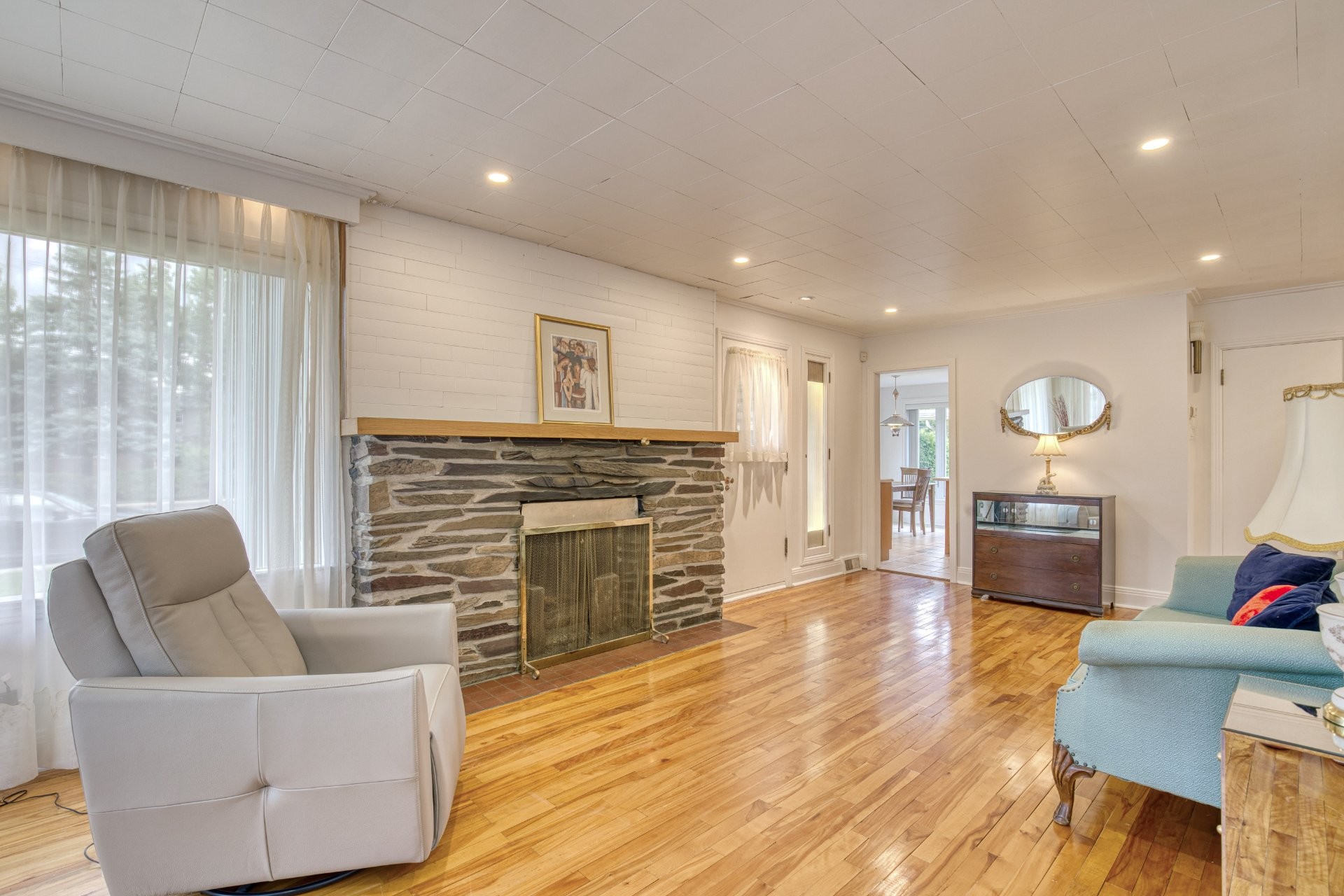 









250


Rue Montcalm

,
Saint-Jean-sur-Richelieu,




QC
J3B3N8

