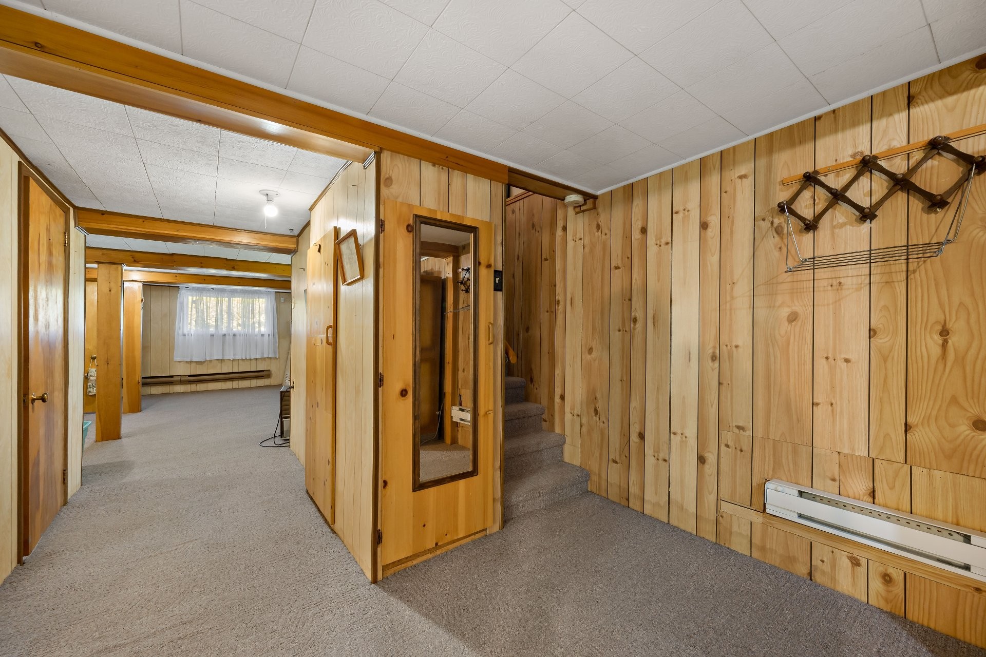 









2386


Rue St-Charles

,
Val-David,




QC
J0T2N0

