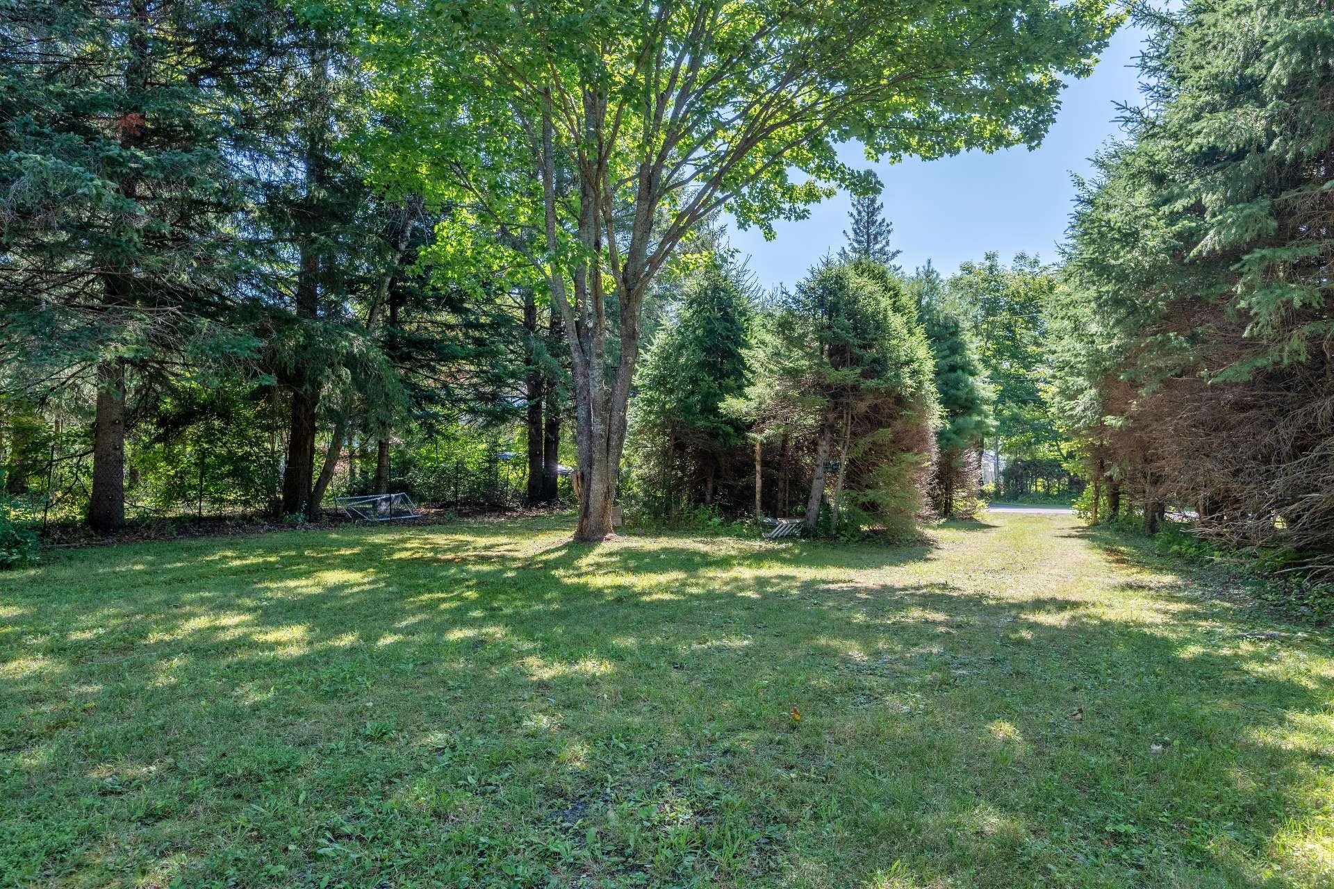 









2386


Rue St-Charles

,
Val-David,




QC
J0T2N0

