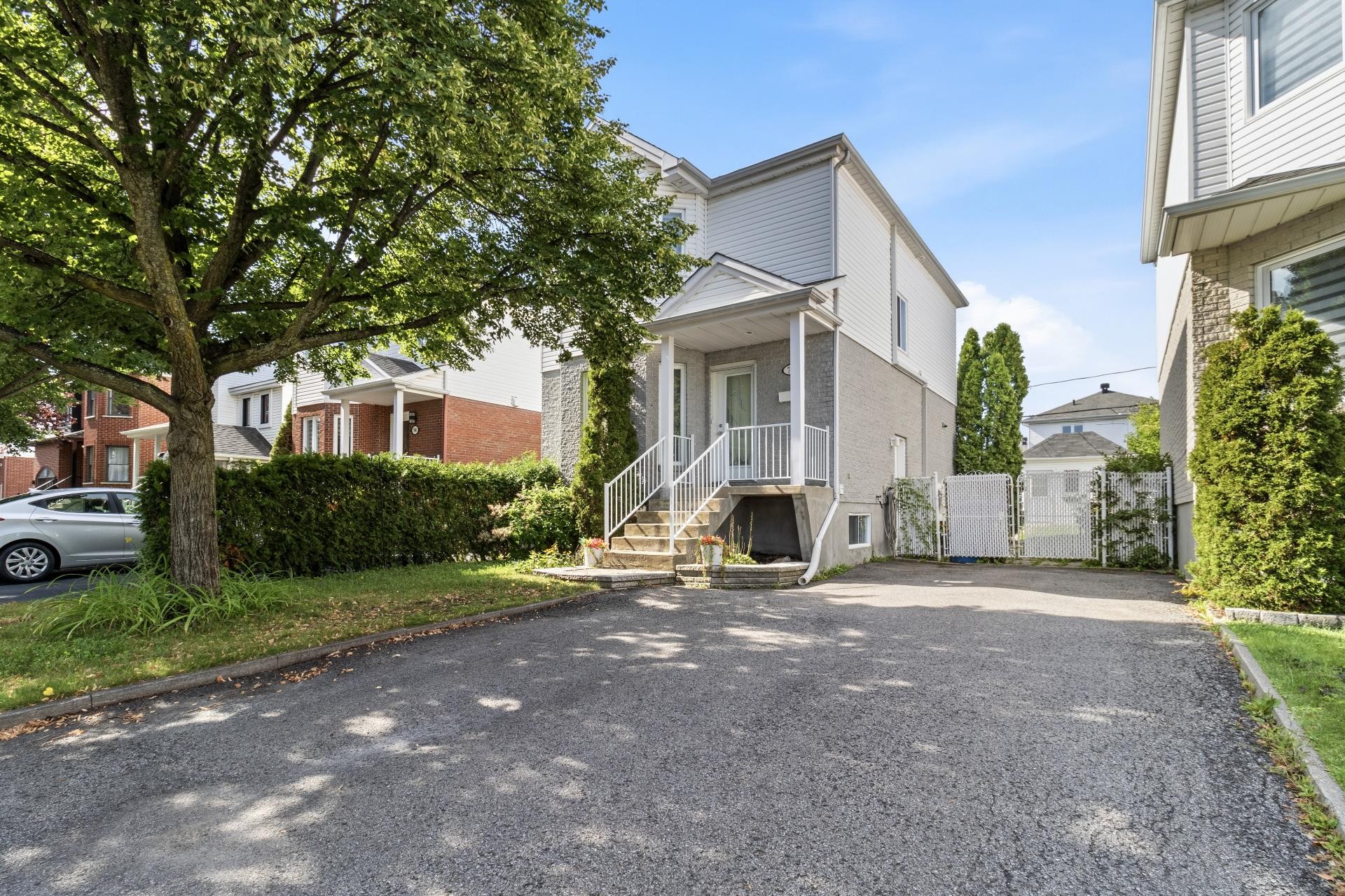 









7033


Rue Therrien

,
Longueuil (Saint-Hubert),




QC
J3Z1H3

