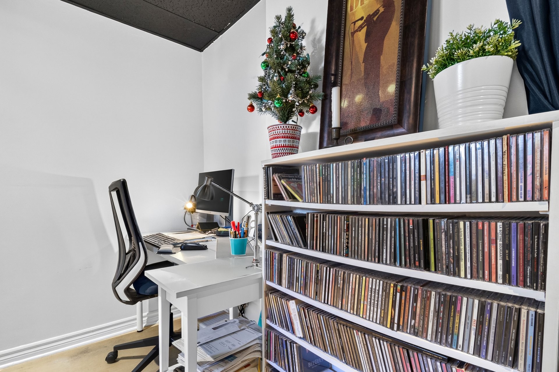 









7033


Rue Therrien

,
Longueuil (Saint-Hubert),




QC
J3Z1H3

