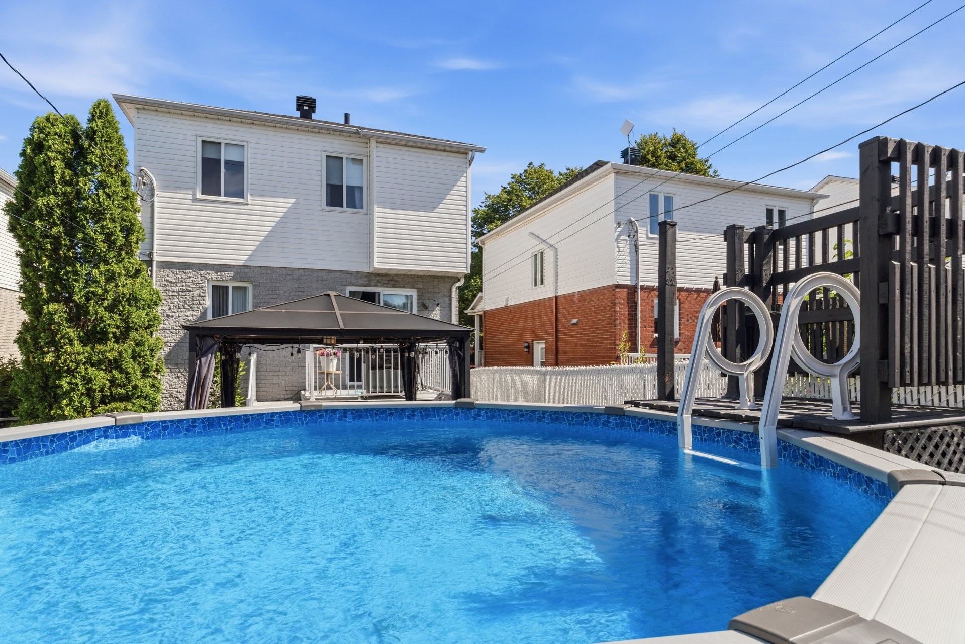 









7033


Rue Therrien

,
Longueuil (Saint-Hubert),




QC
J3Z1H3

