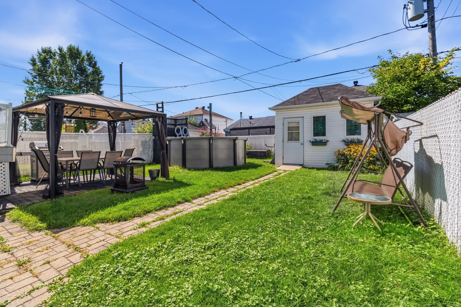 









7033


Rue Therrien

,
Longueuil (Saint-Hubert),




QC
J3Z1H3

