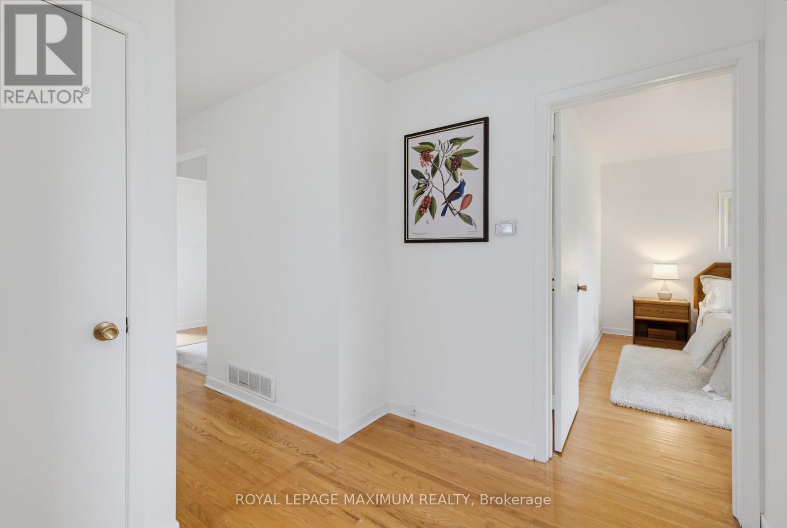 












41 STRATHAVON DRIVE

,
Toronto,




Ontario
M9V2H4

