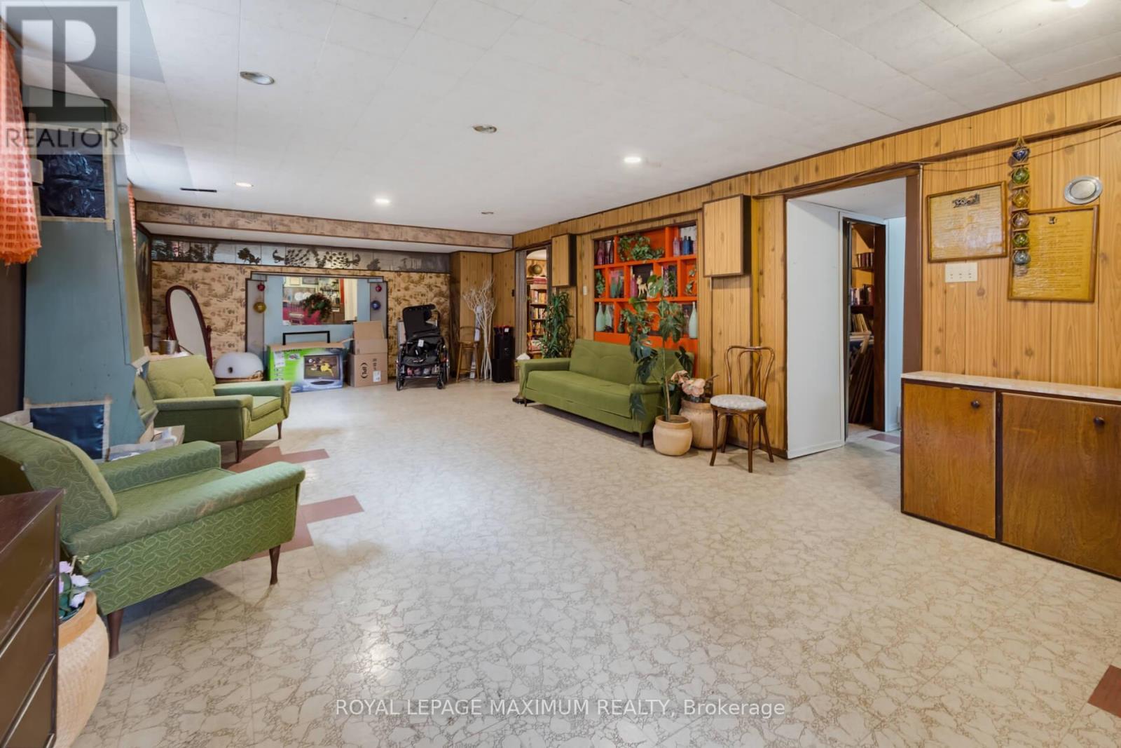 












41 STRATHAVON DRIVE

,
Toronto,




Ontario
M9V2H4

