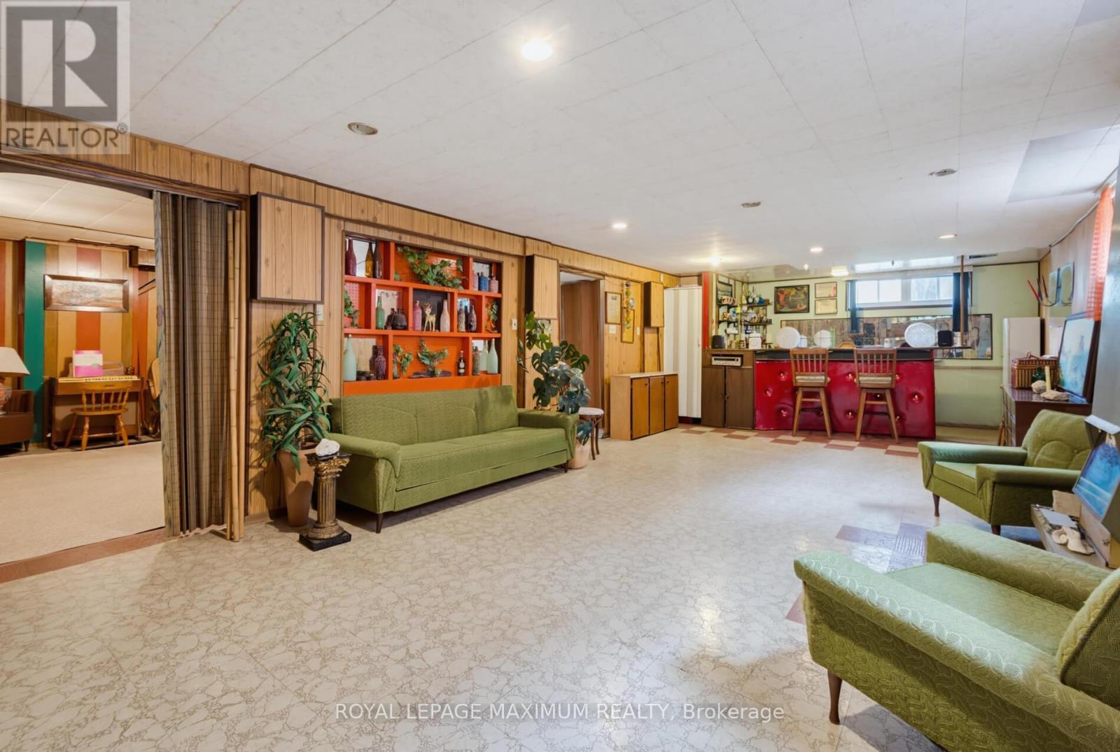 












41 STRATHAVON DRIVE

,
Toronto,




Ontario
M9V2H4

