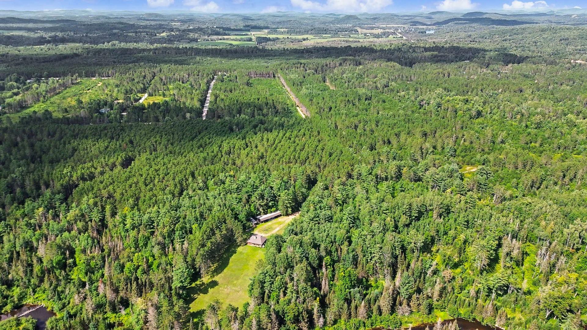 









65


Ch. des Pins

,
Kazabazua,







QC
J0X1X0

