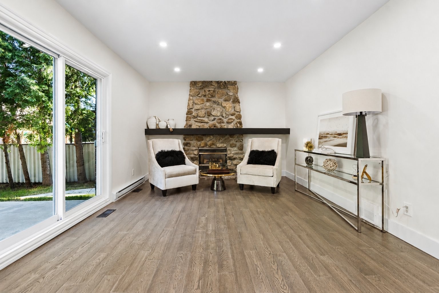 









13291


Rue de Bristol

,
Montréal (Pierrefonds-Roxboro),




QC
H9A2W3

