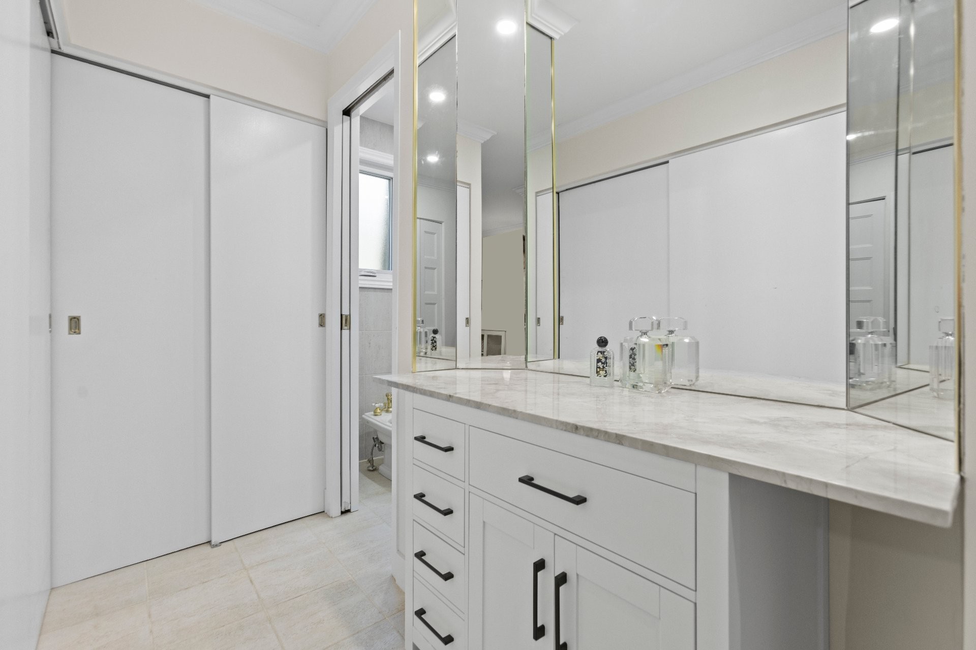 









13291


Rue de Bristol

,
Montréal (Pierrefonds-Roxboro),




QC
H9A2W3

