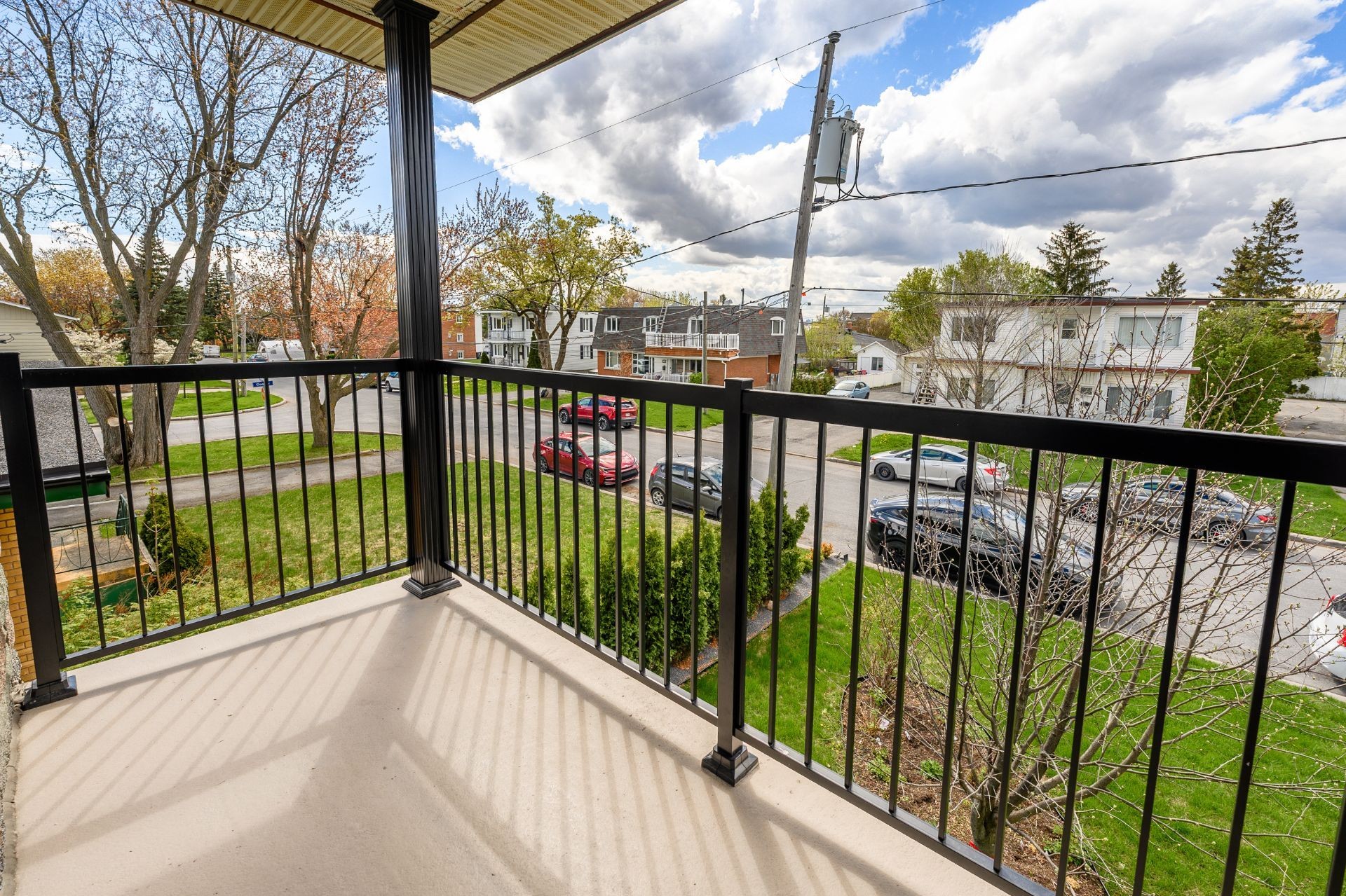









2175


Rue Tremblay

,
Longueuil (Saint-Hubert),




QC
J3Y4B8

