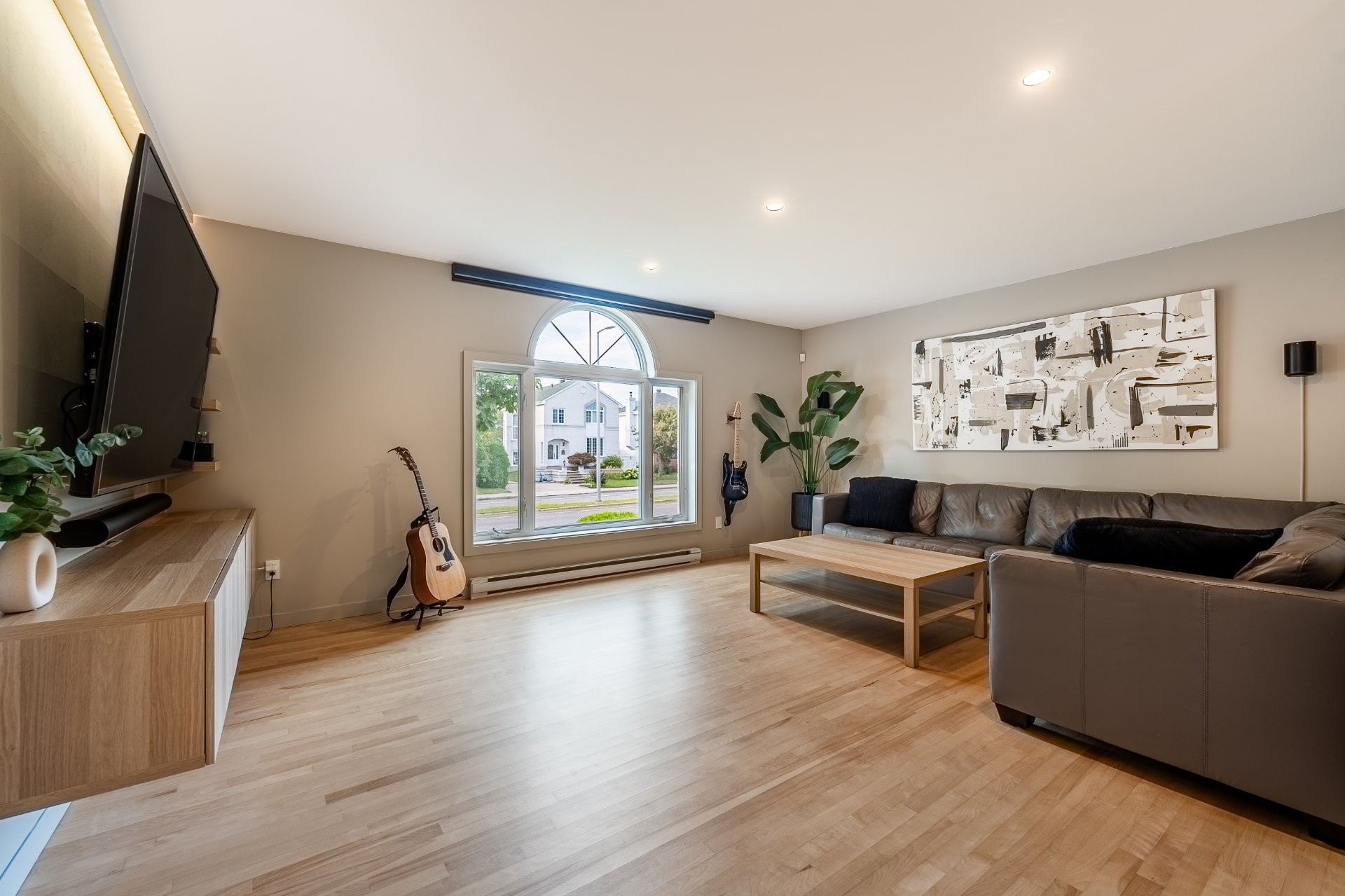 









1259


Boul. N.-P.-Lapierre

,
Sainte-Julie,




QC
J3E1W4

