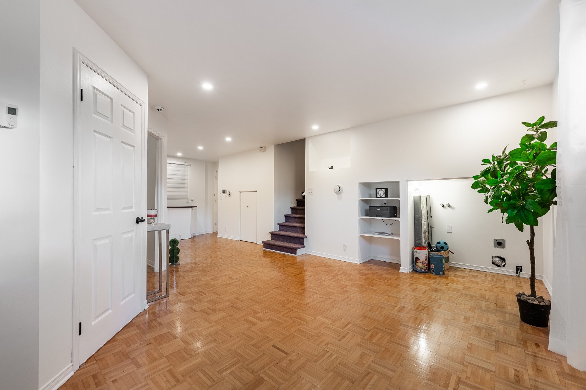 









1259


Boul. N.-P.-Lapierre

,
Sainte-Julie,




QC
J3E1W4

