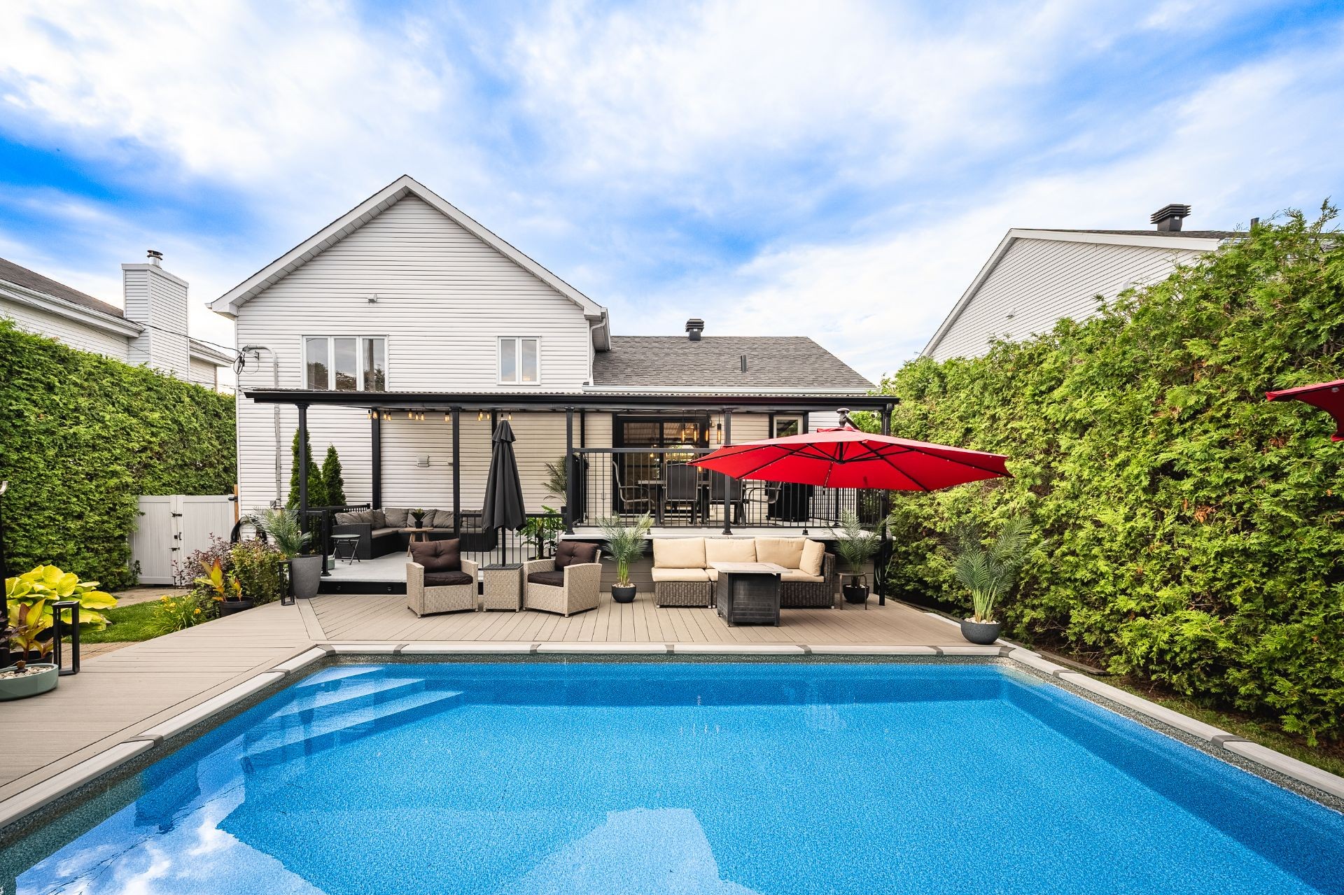 









1259


Boul. N.-P.-Lapierre

,
Sainte-Julie,




QC
J3E1W4

