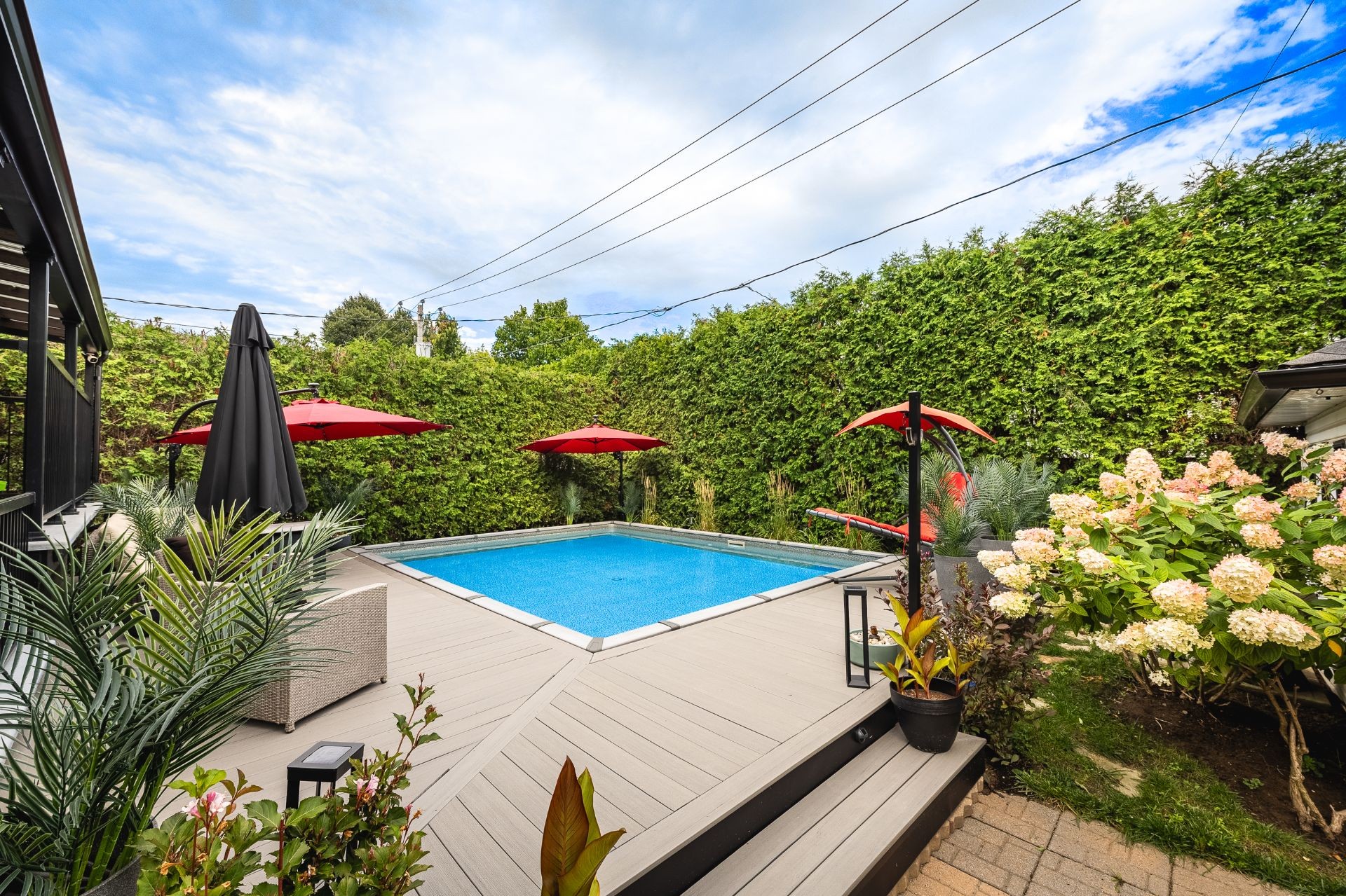 









1259


Boul. N.-P.-Lapierre

,
Sainte-Julie,




QC
J3E1W4


